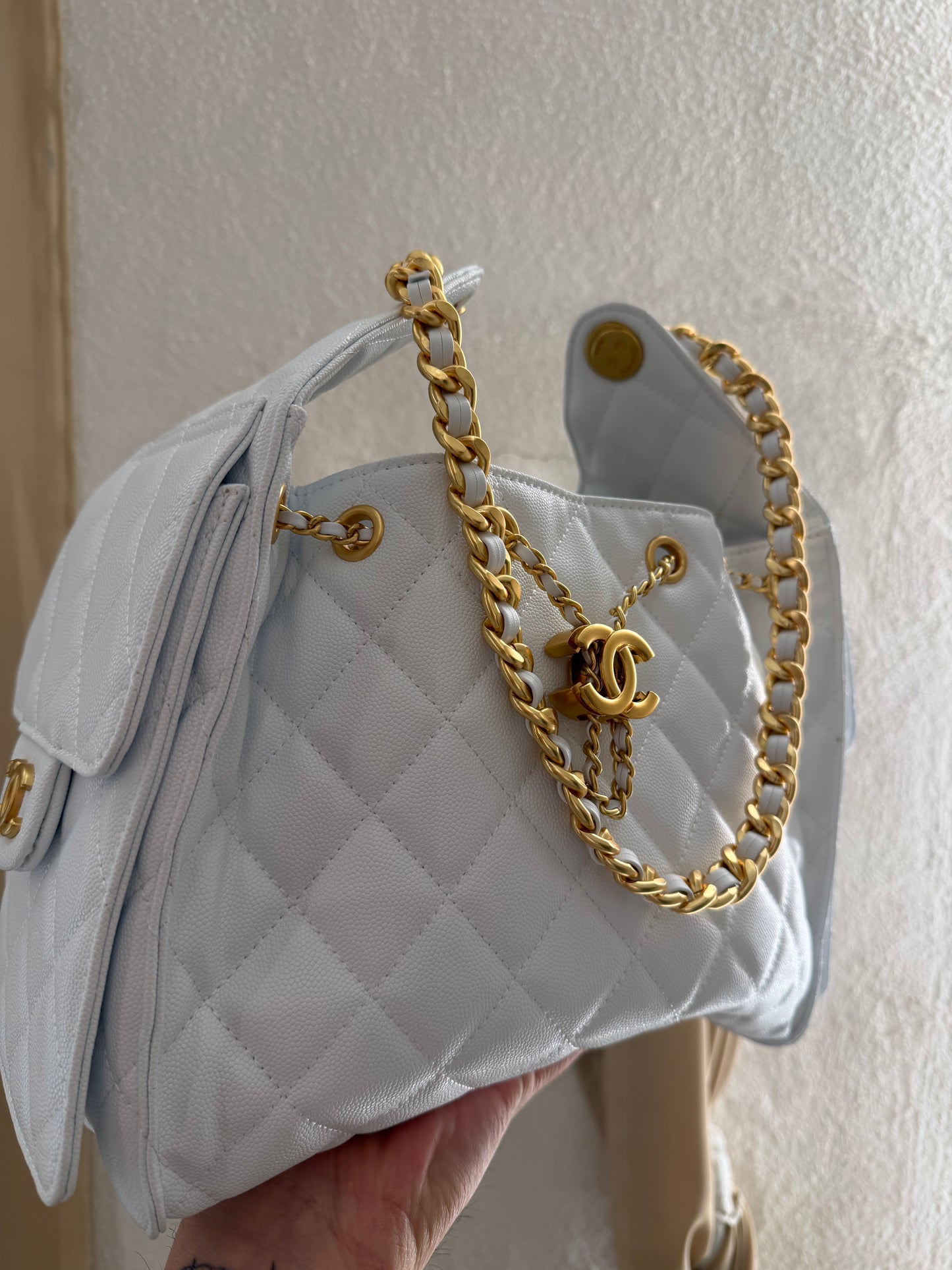 Chanel 25 make up vip gift second hand