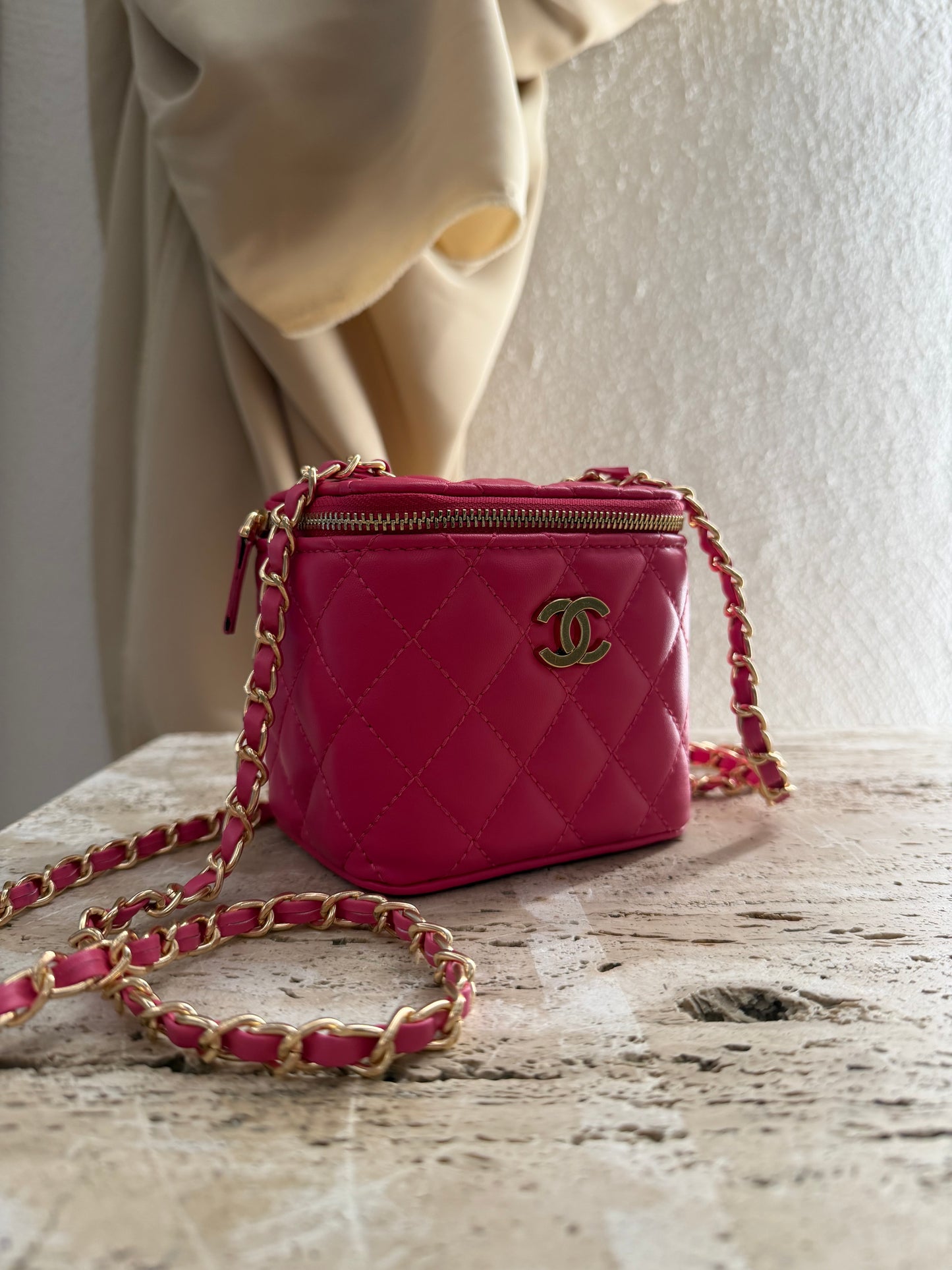 Chanel vip gift make up second hand
