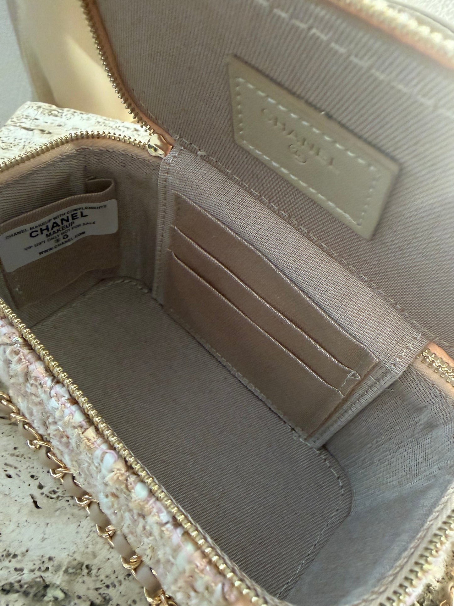 Chanel VANITY vip gift second hand