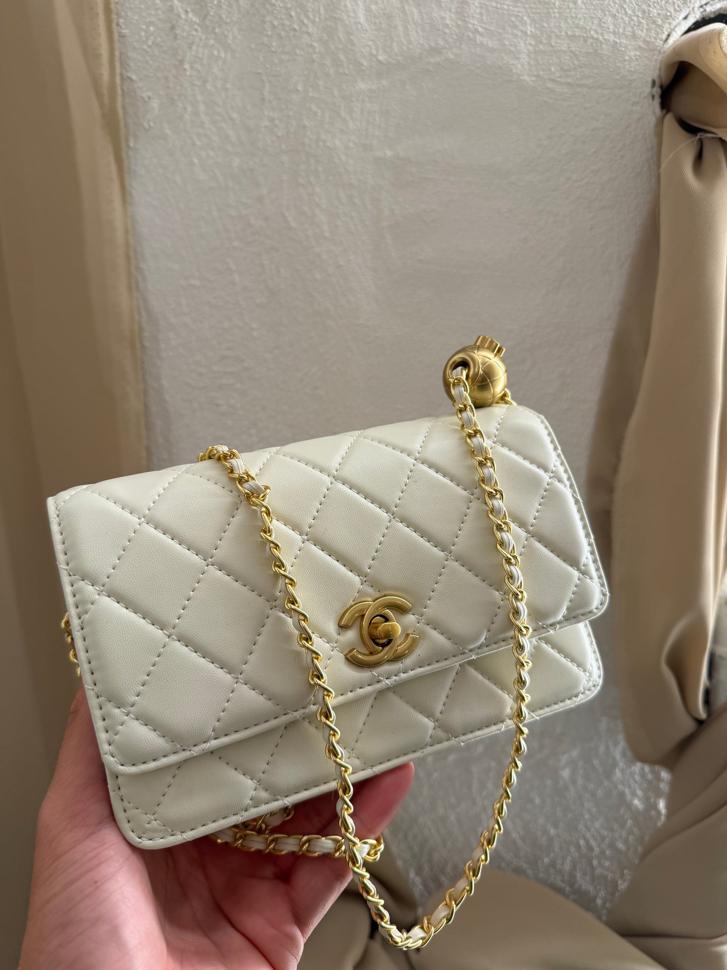 Chanel woc gift vip make up second hand