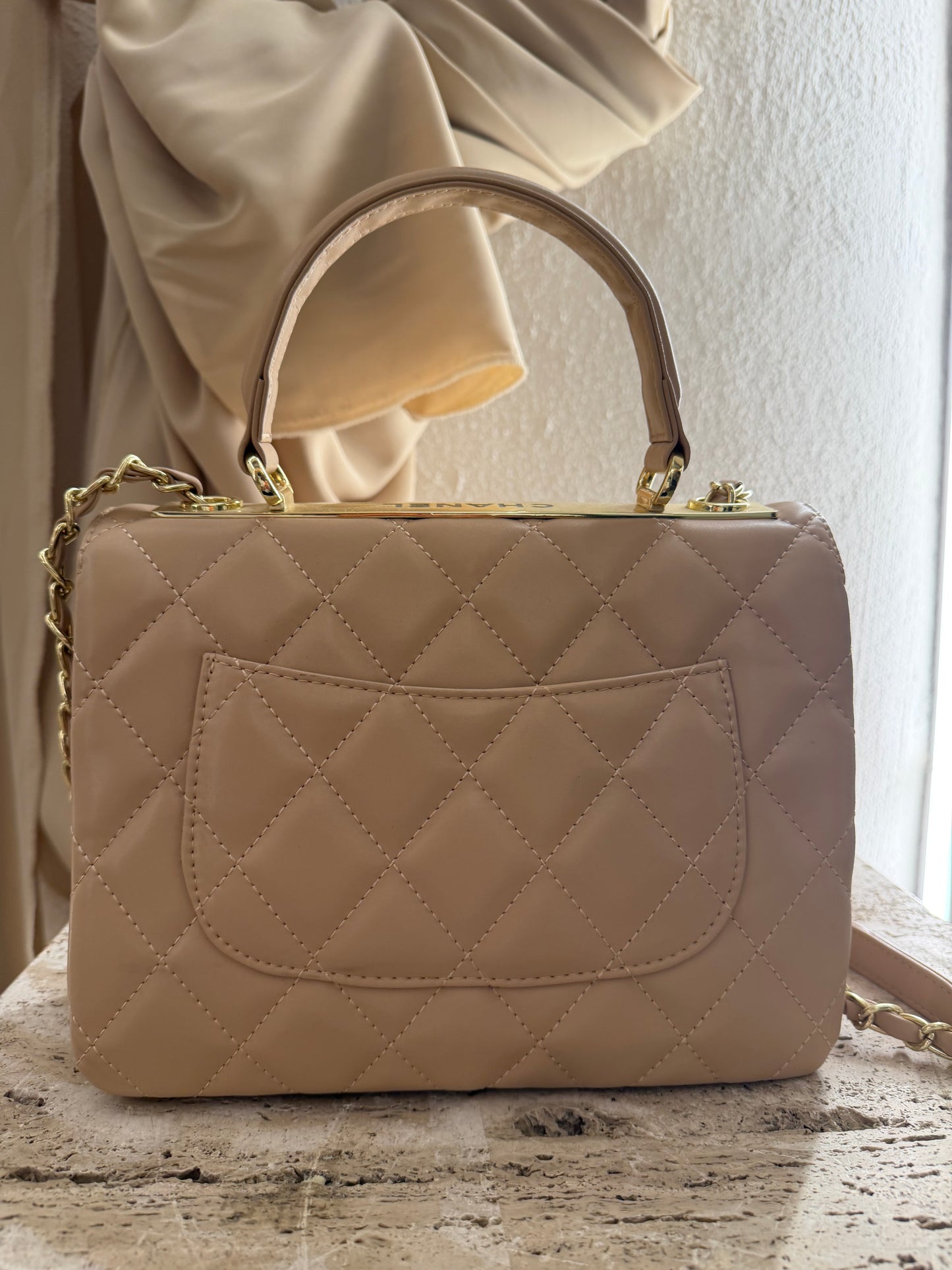 Chanel vip gift make-up second hand