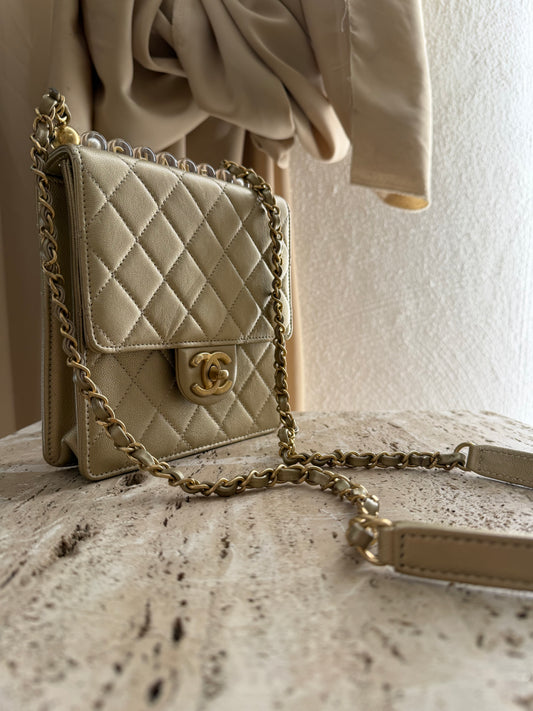 Chanel pochette second hand