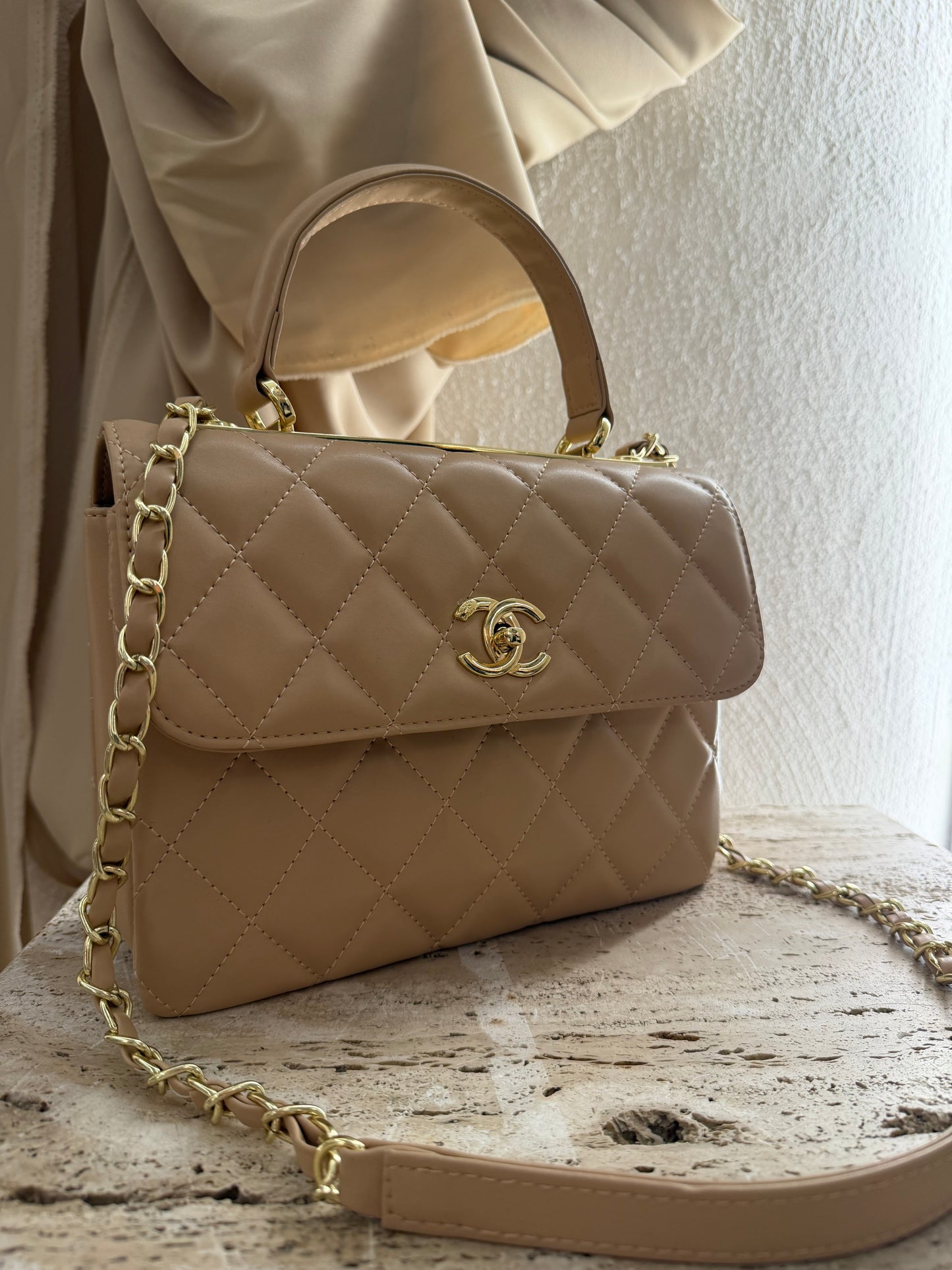 Chanel vip gift make-up second hand