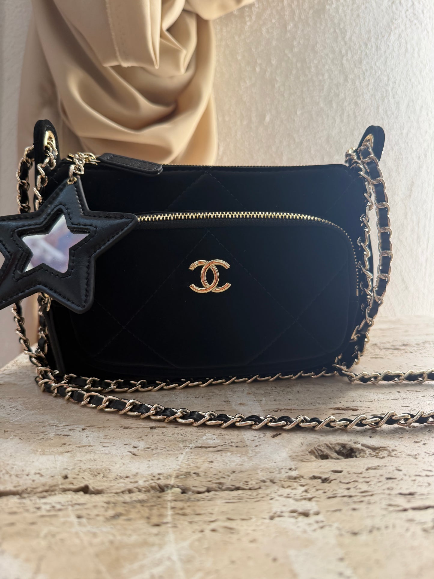 Chanel vip gift make up second hand