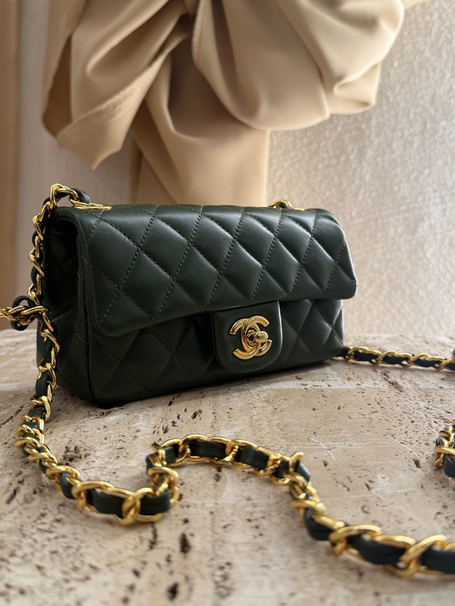 Chanel vip gift make up second hand