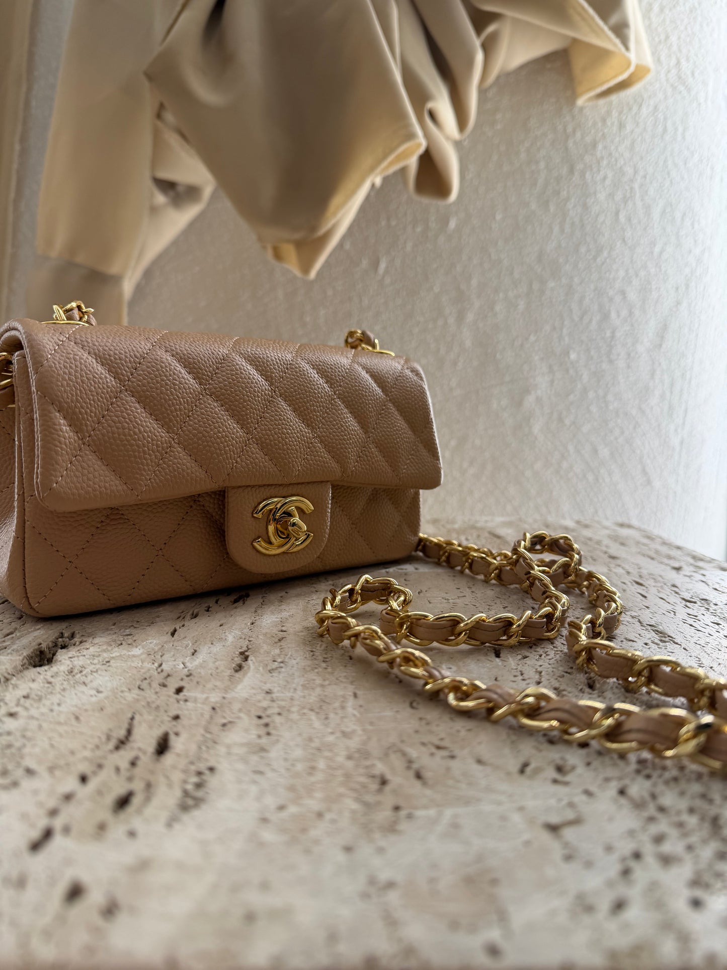 Chanel vip gift make up second hand