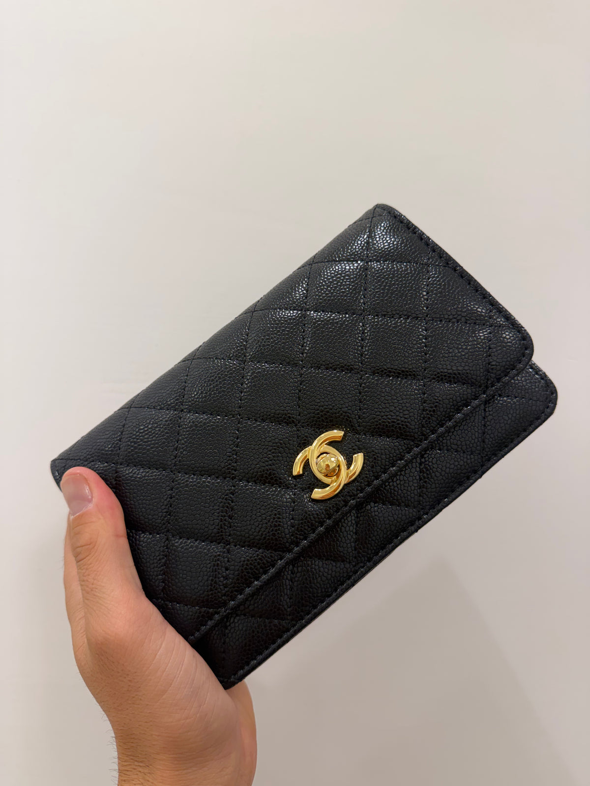 Chanel vip gift male up second hand