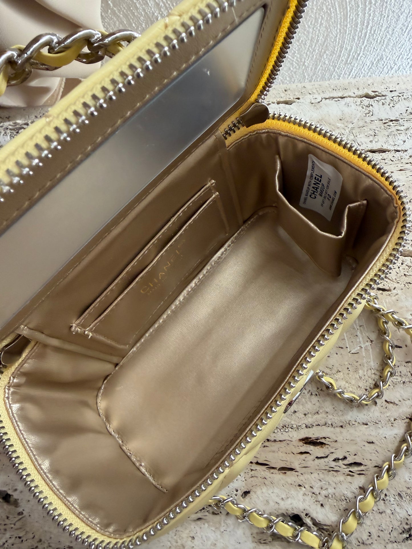 Chanel  vanity box vip gift second hand