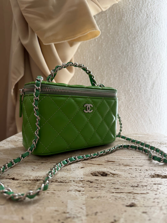 Chanel  vanity box vip gift second hand