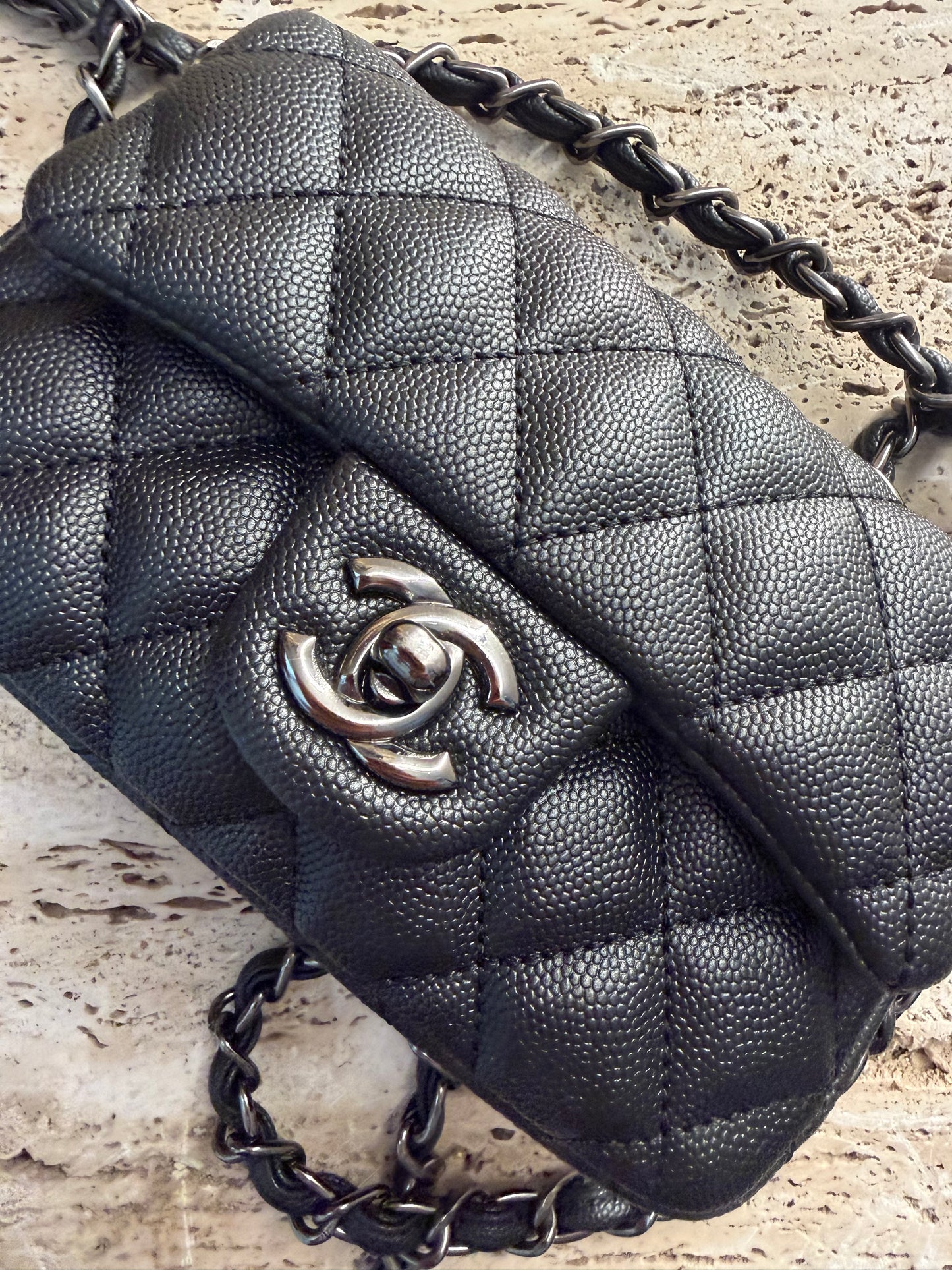 Chanel vip gift make up second hand