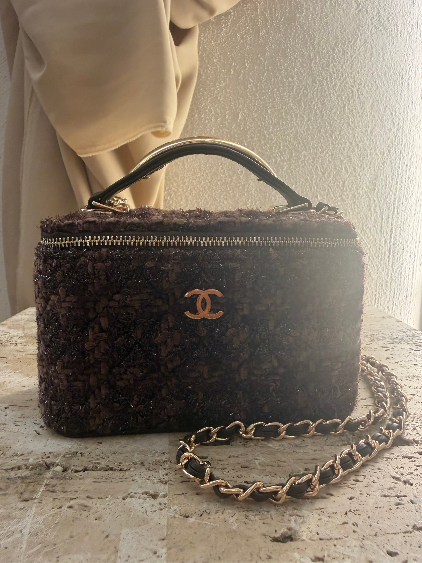 Chanel VANITY vip gift second hand