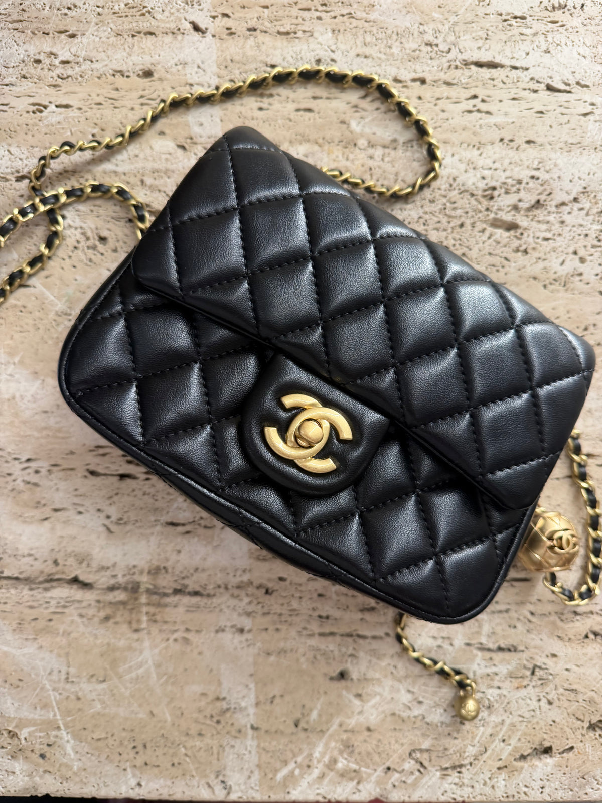 Chanel vip gift make up second hand