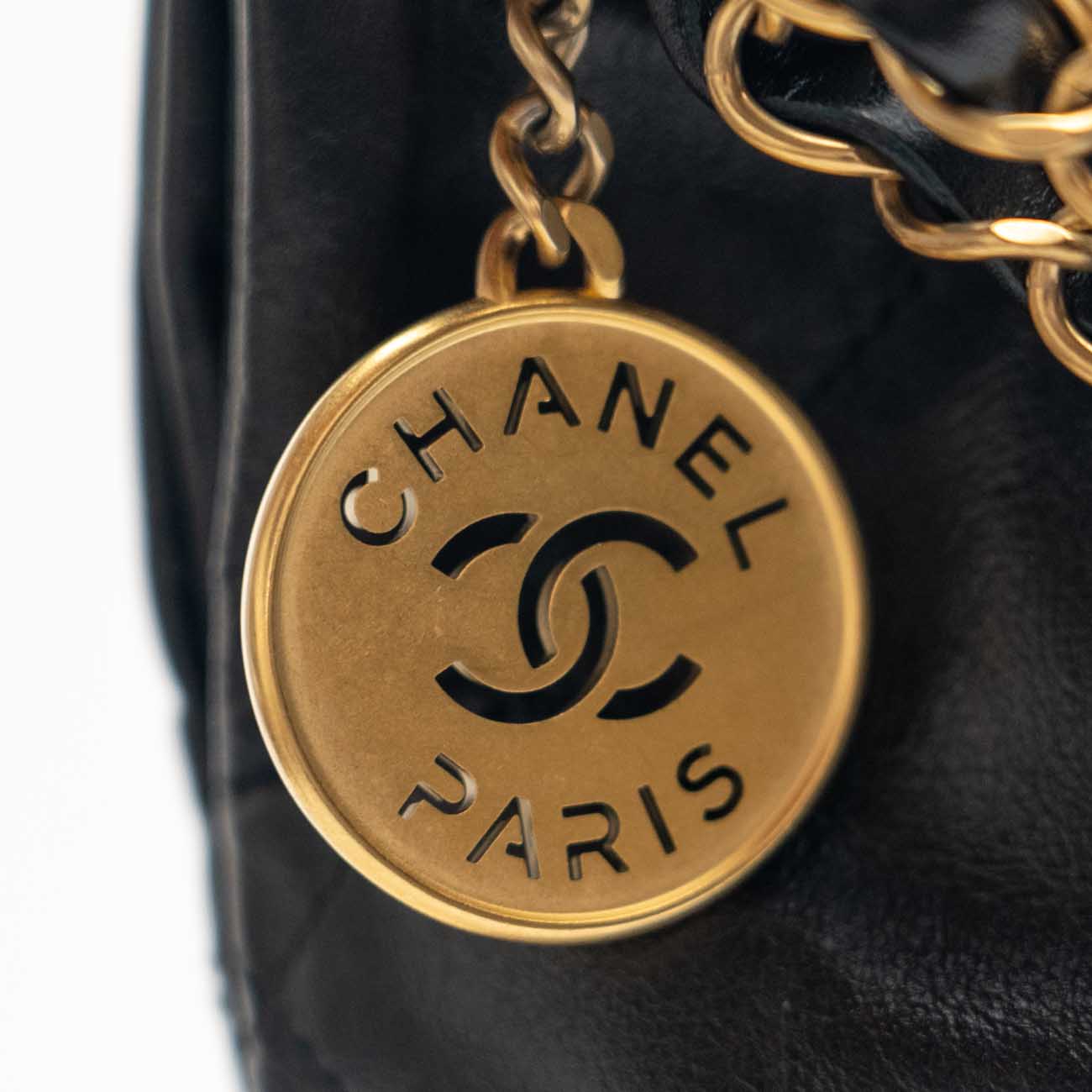 Chanel 22 second hand