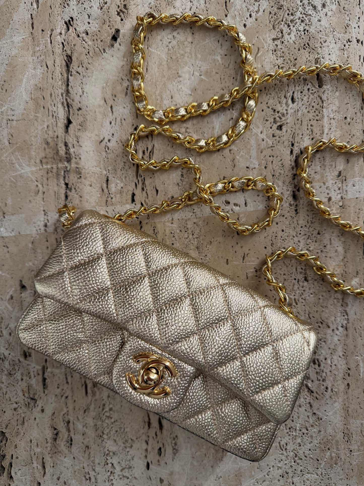 Chanel vip gift make up second hand