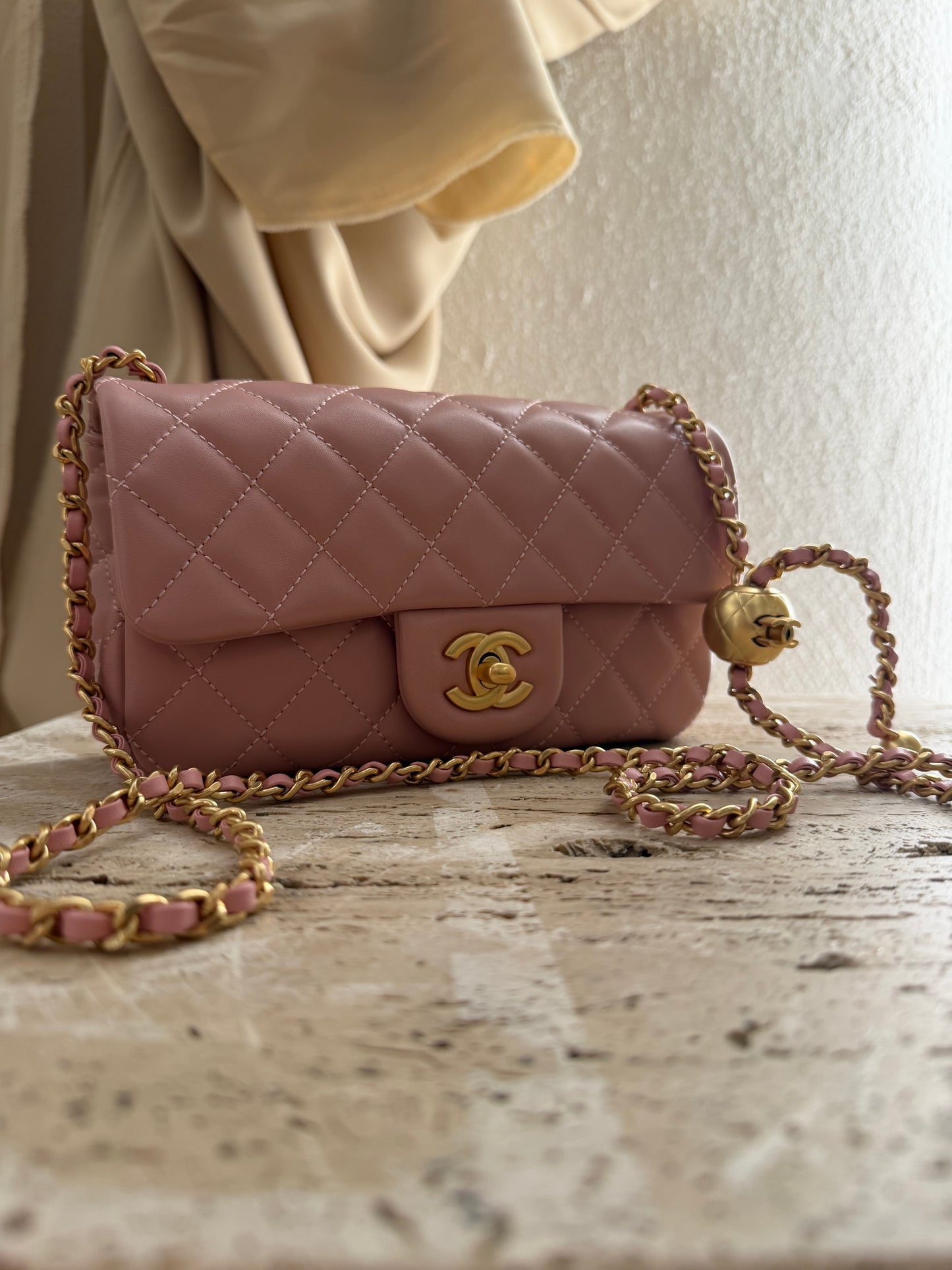 Chanel make up vip gift second hand