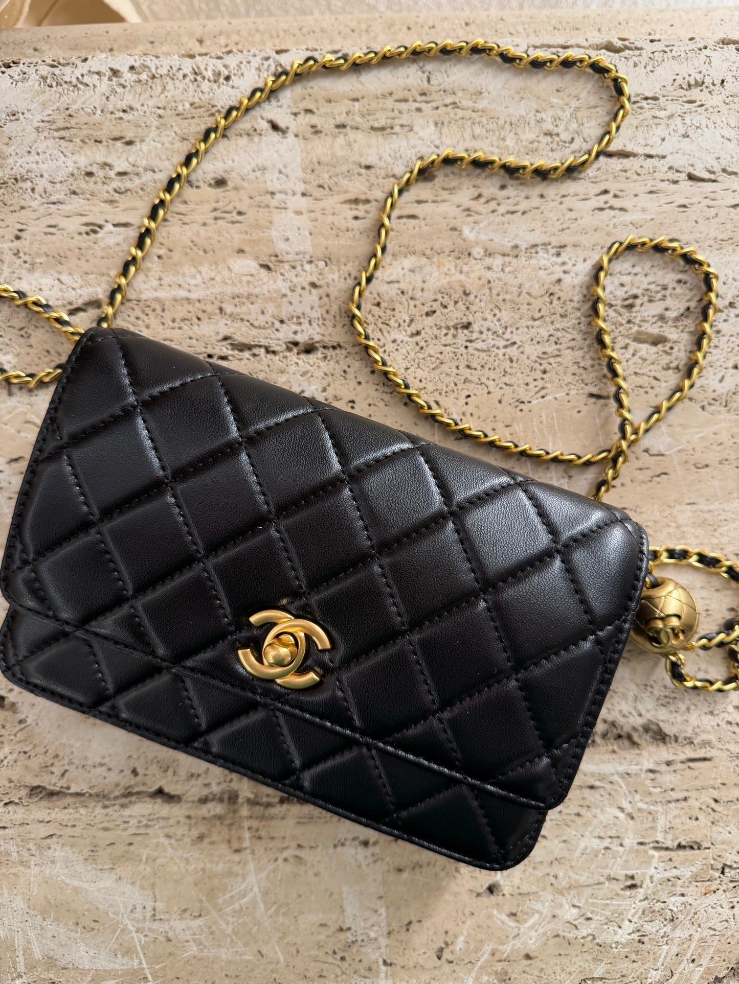 Chanel woc gift vip make up second hand