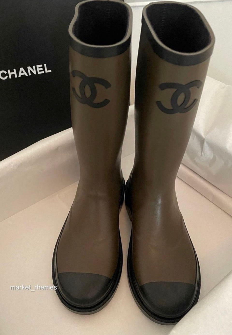 Chanel vip gift second hand staff