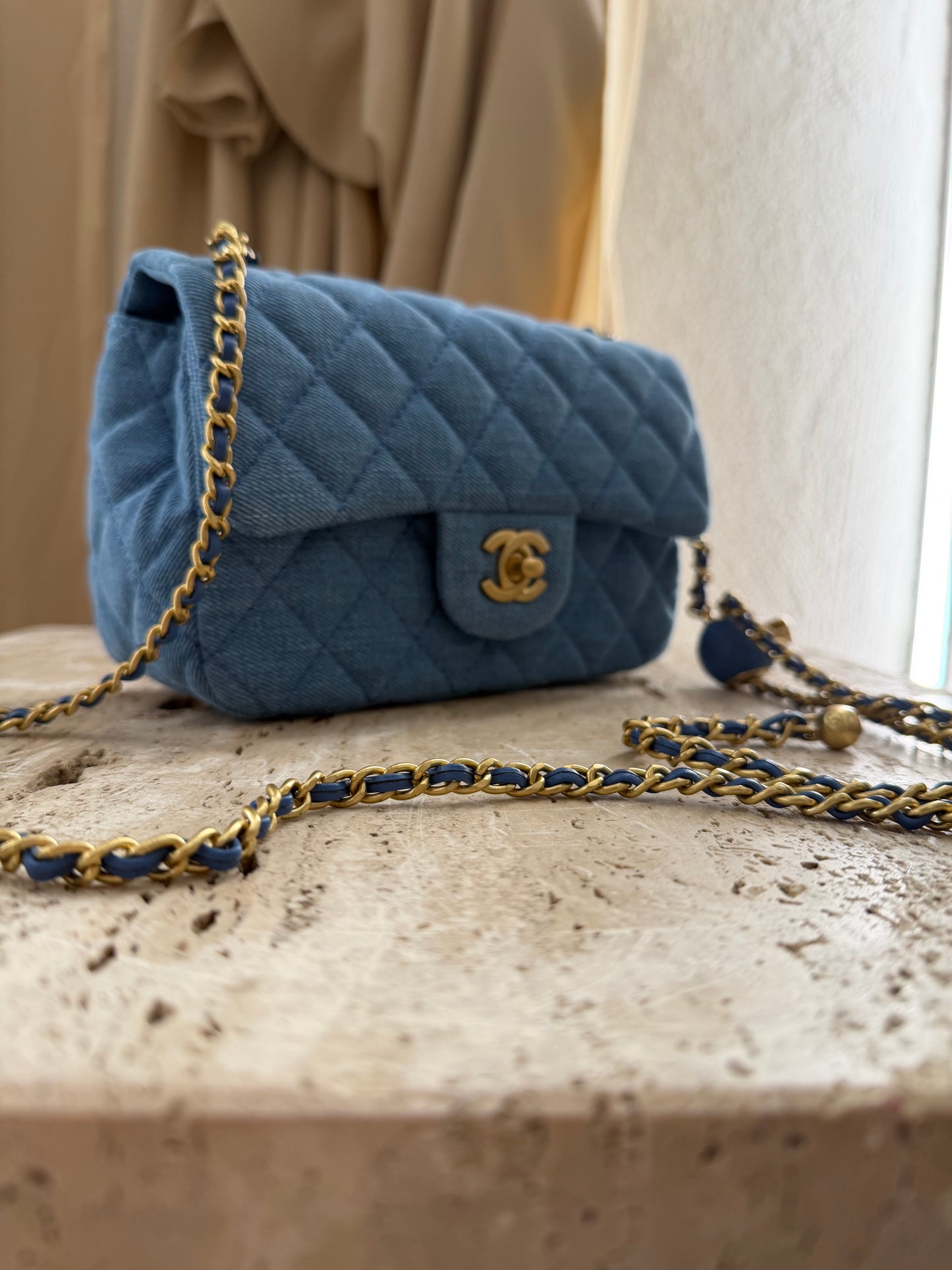 Chanel bag make up second hand