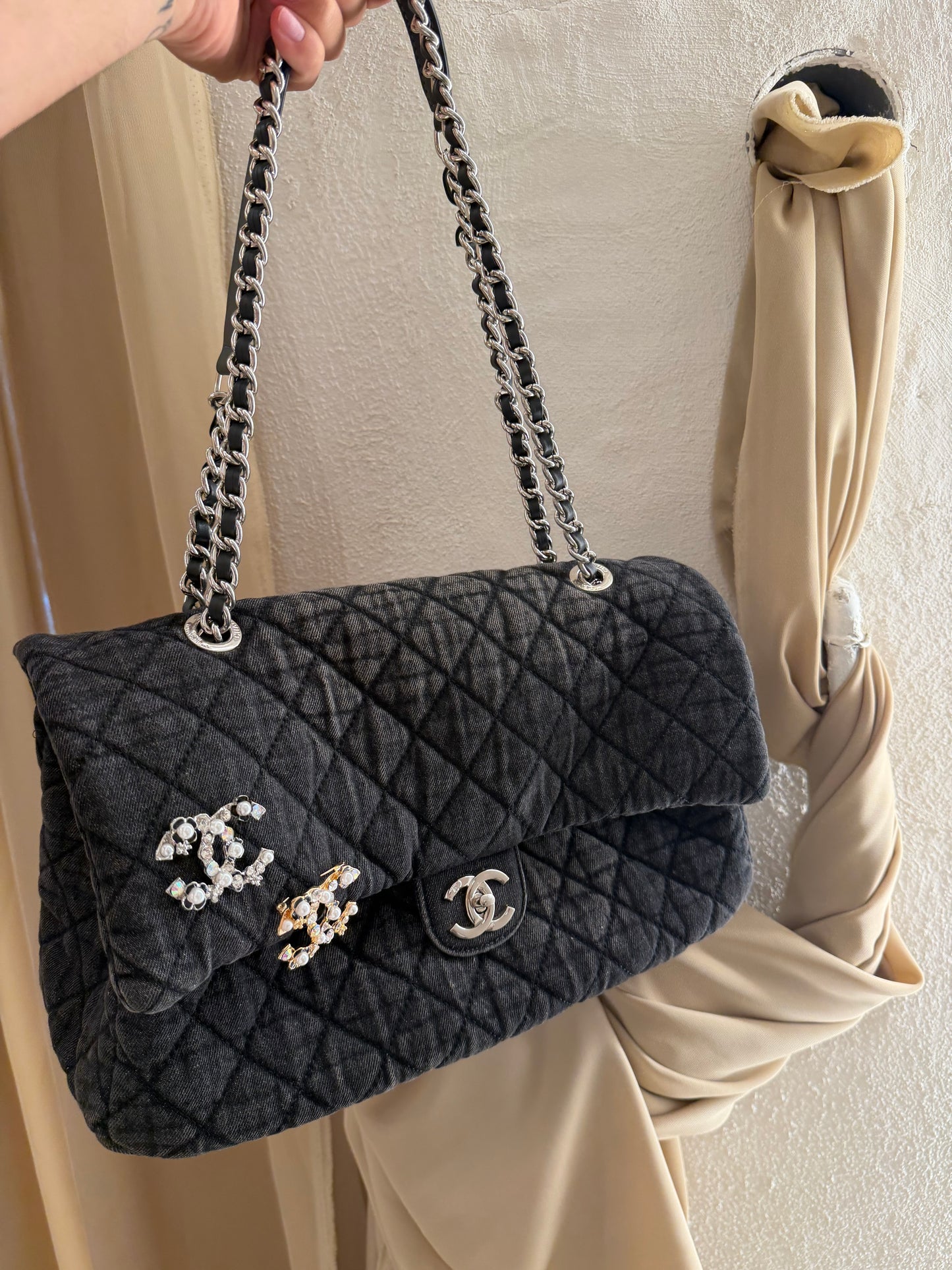 Chanel big vip gift second hand