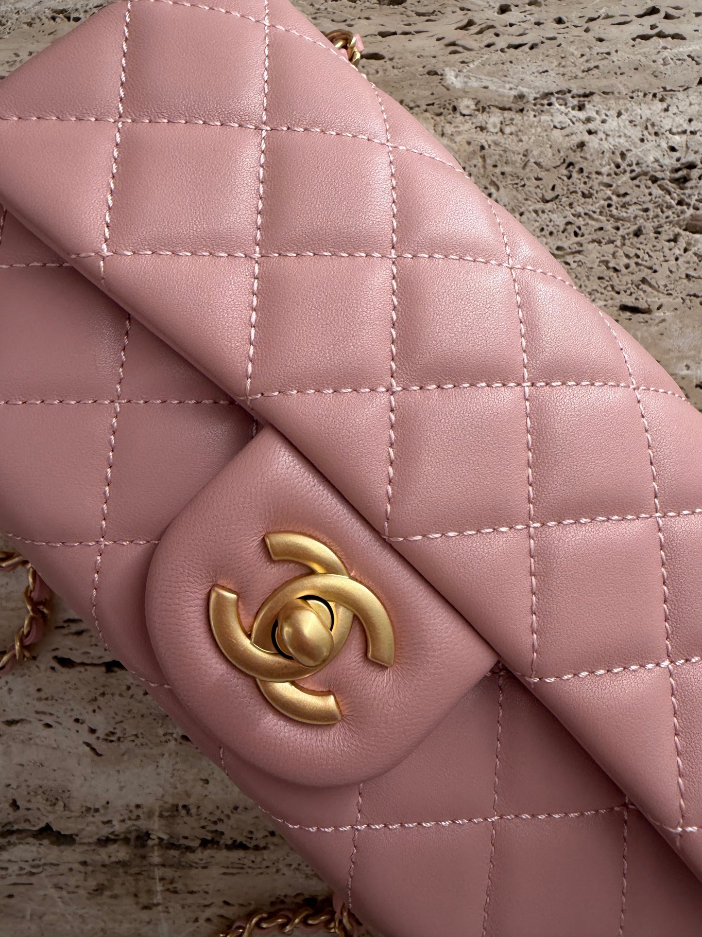 Chanel make up vip gift second hand