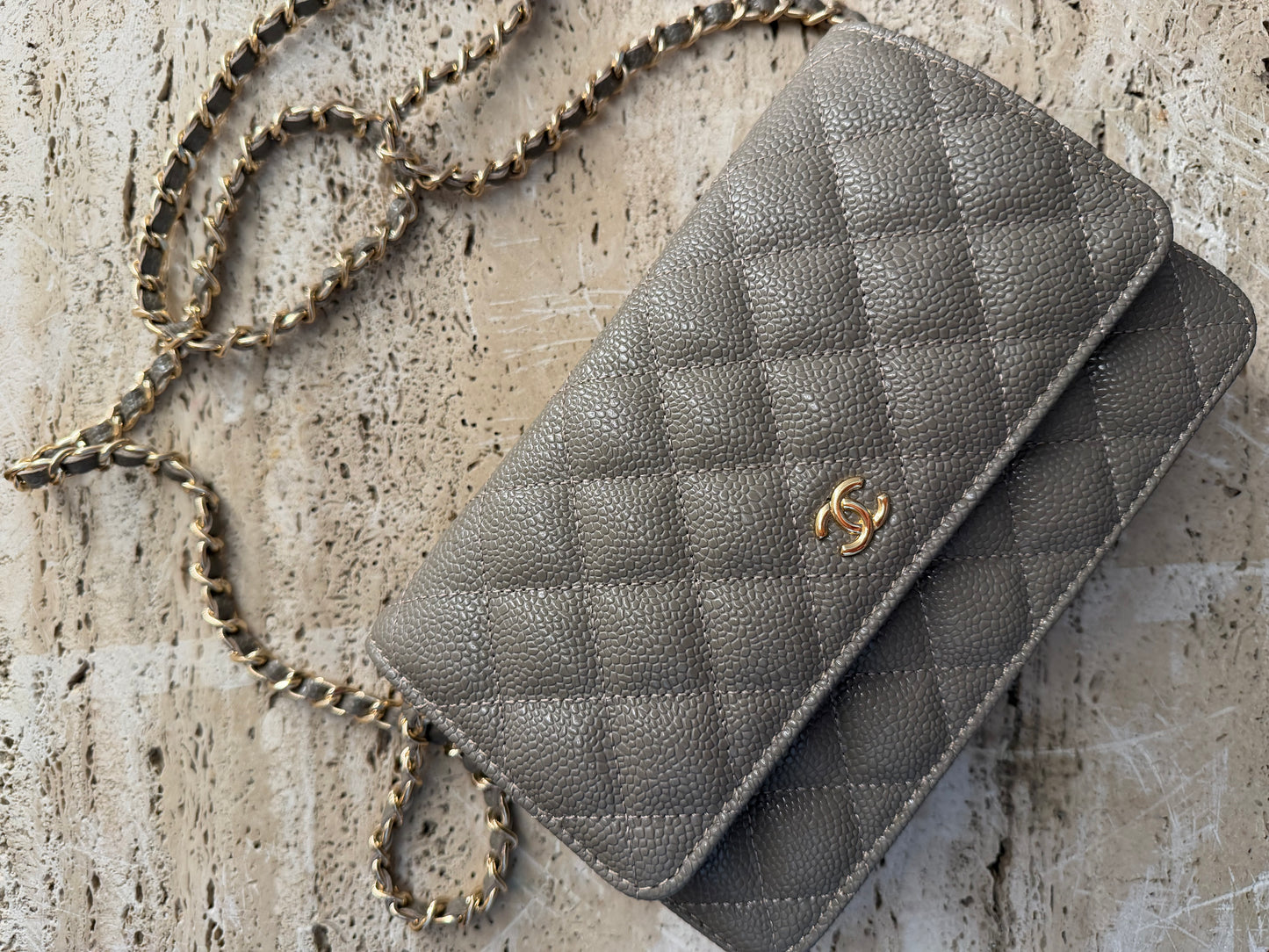 Chanel woc vip gift make up second hand