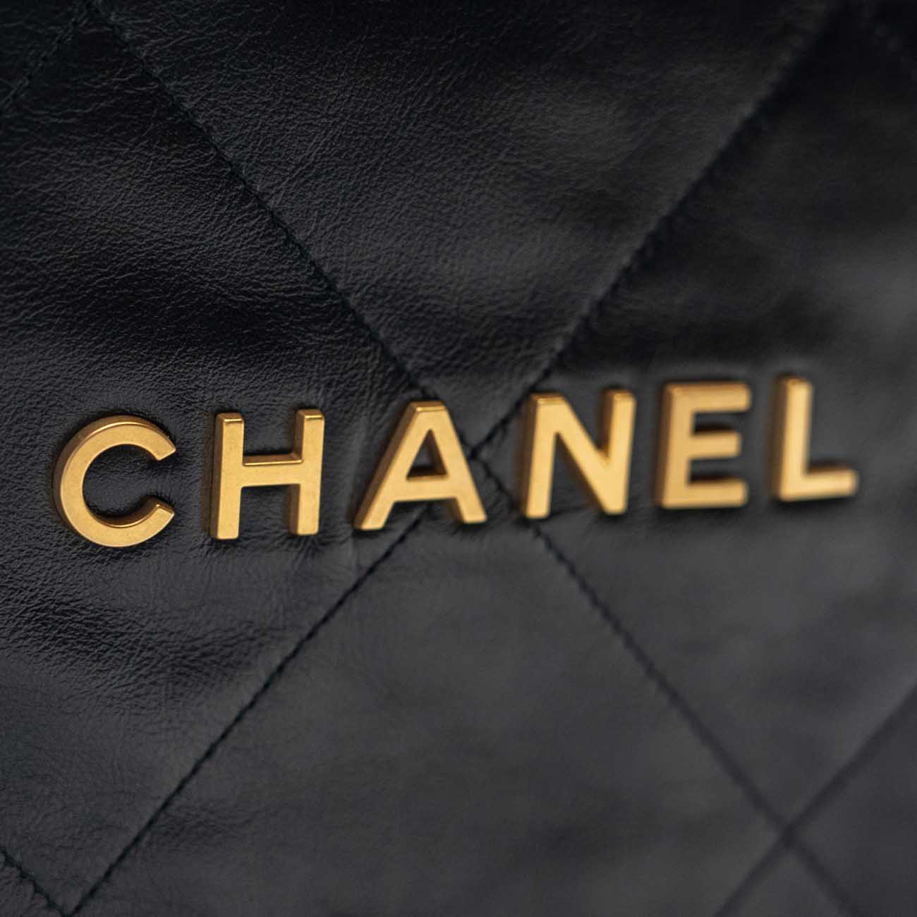Chanel 22 second hand