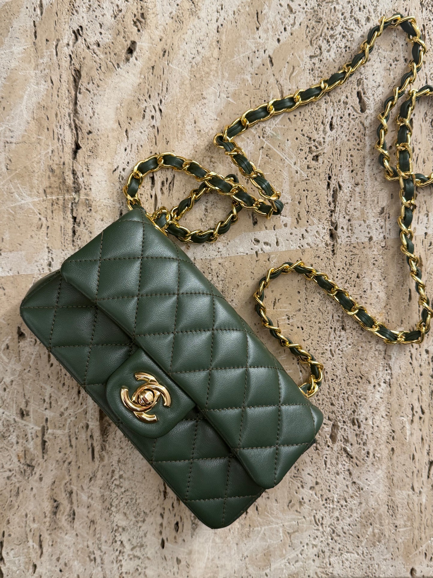 Chanel vip gift make up second hand