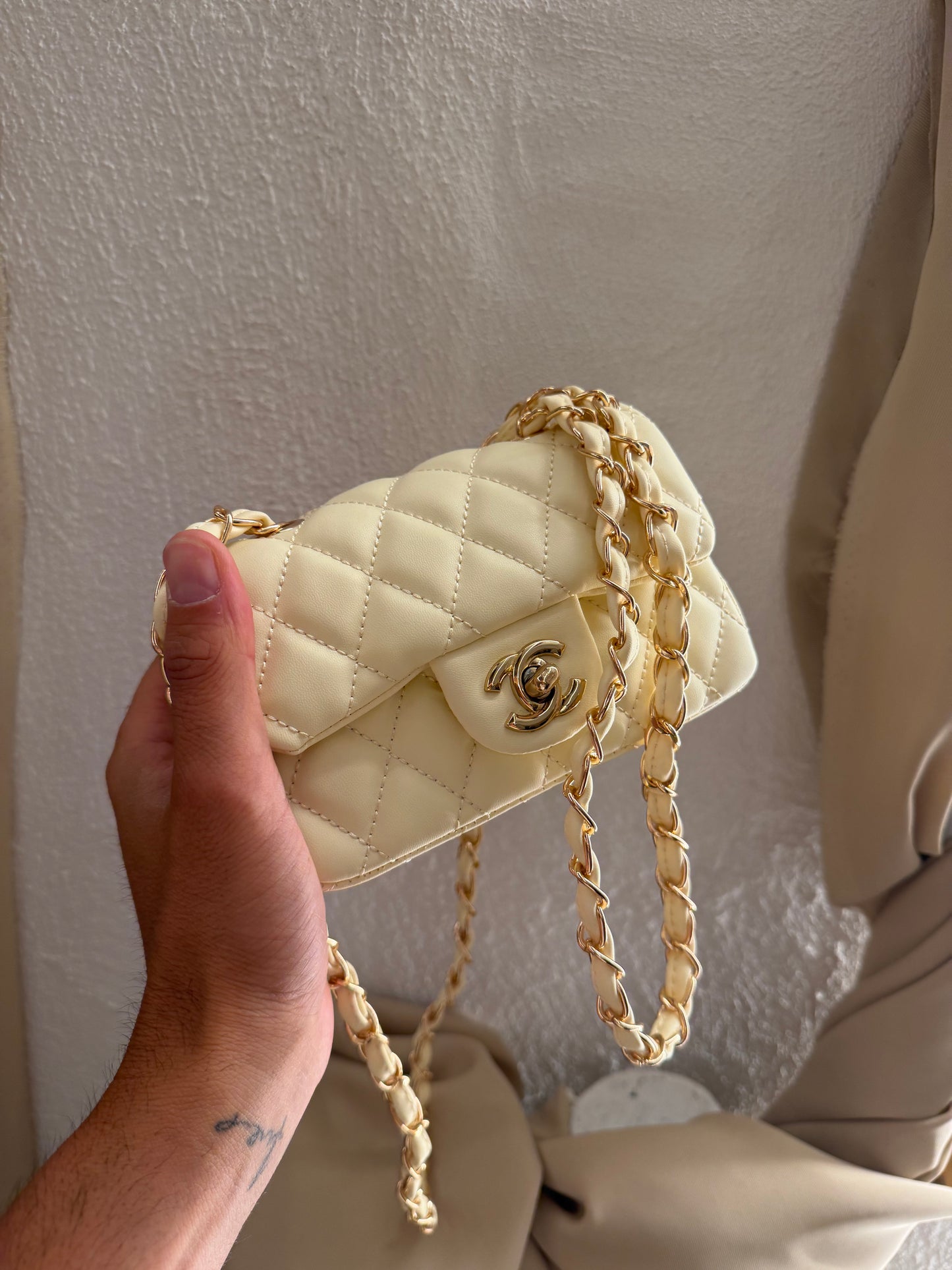 Chanel vip gift make up second hand