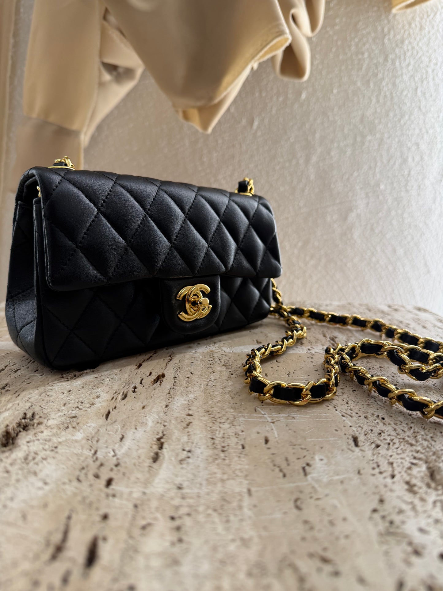 Chanel vip gift make up second hand