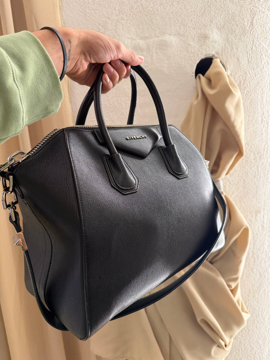 Givenchy antogona second hand