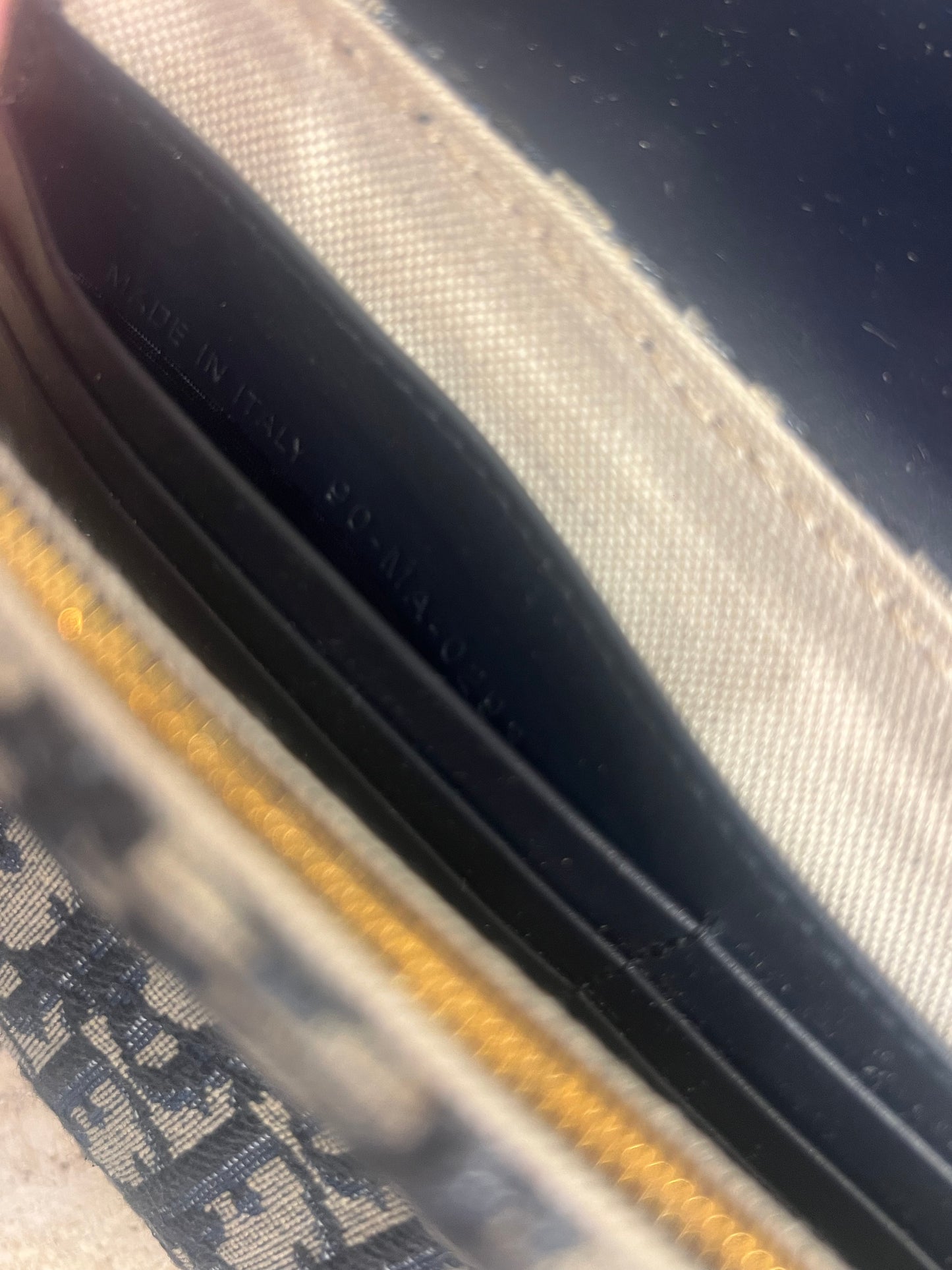 Pochette media con catena Saddle
Jacquard Dior Oblique blu second hand