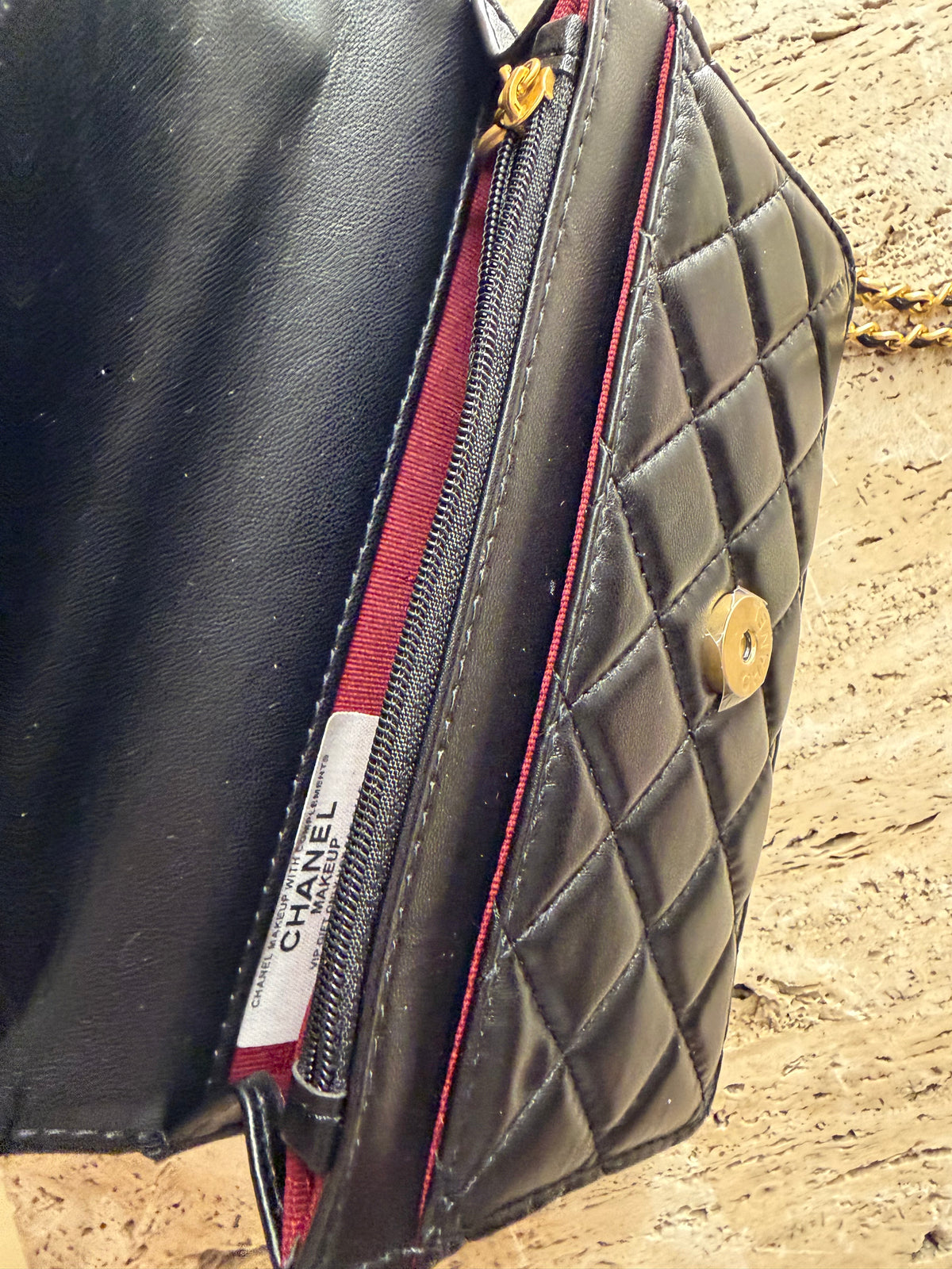 Chanel vip gift make up second hand