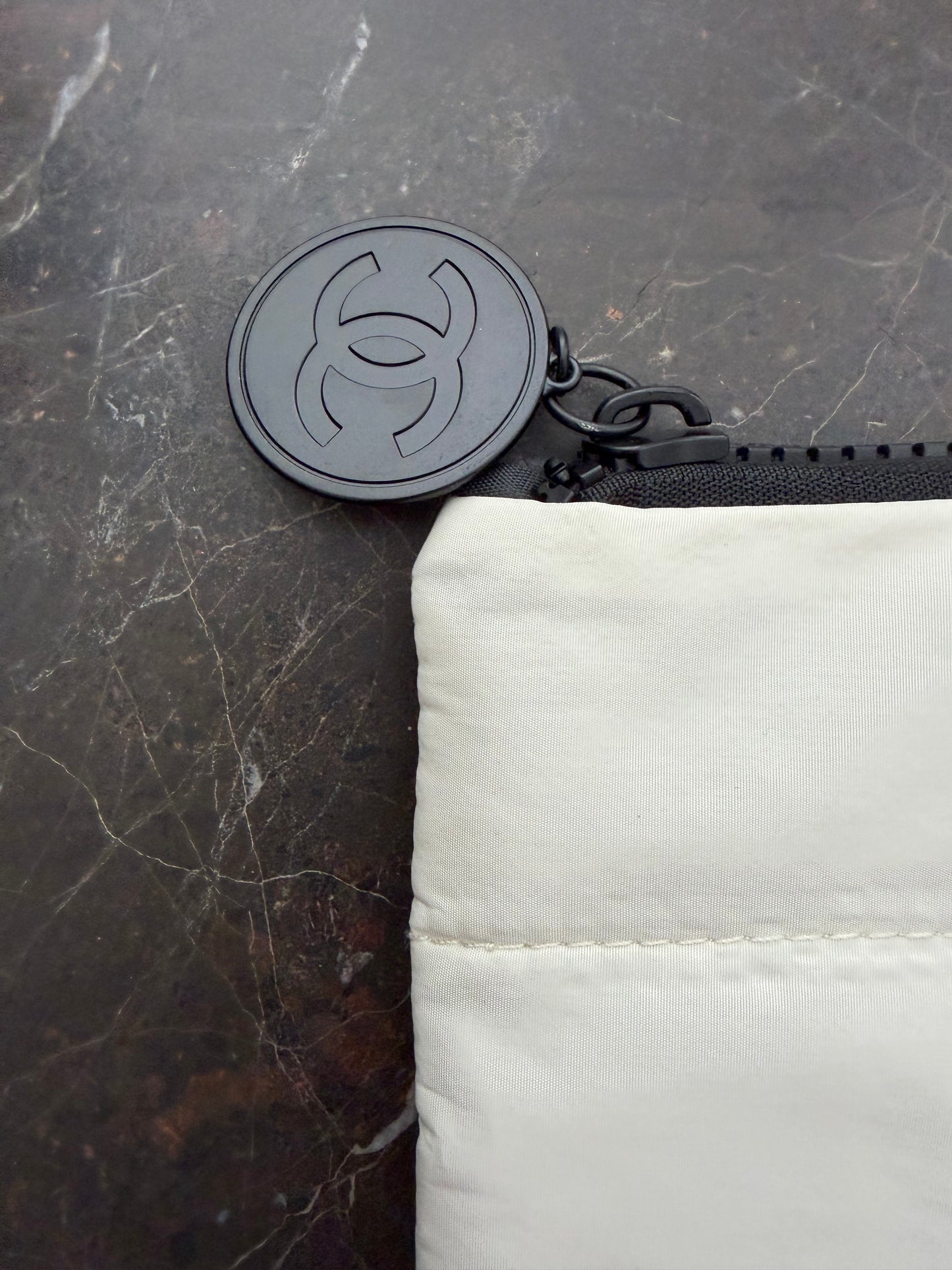 Chanel make up second hand vip gift