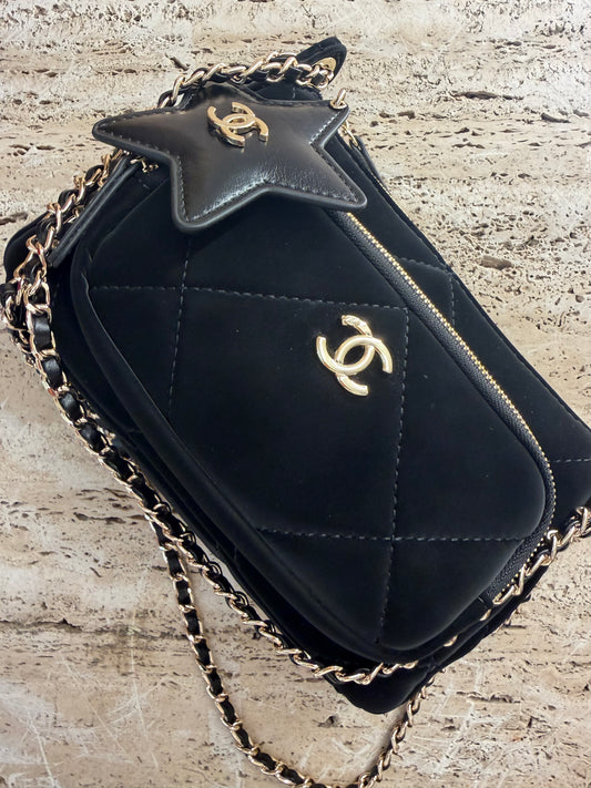 Chanel vip gift make up second hand