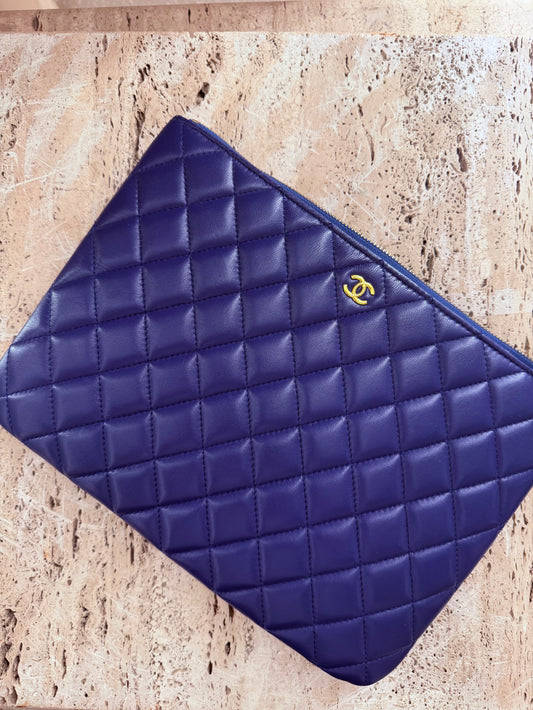 Chanel  vip gift make up second hand