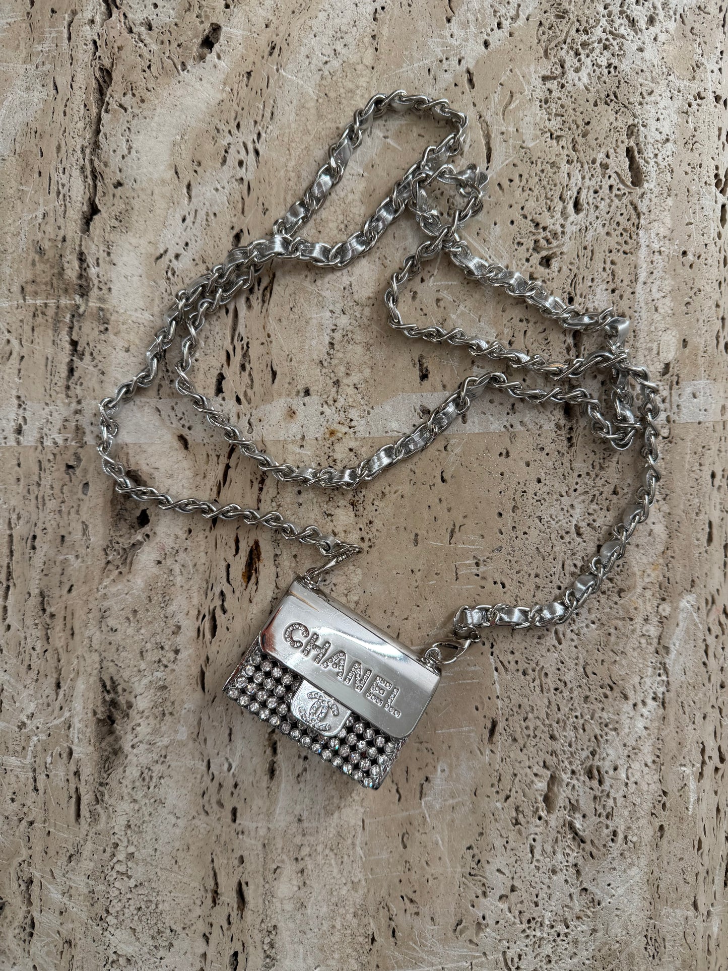 Chanel vip gift make up second hand