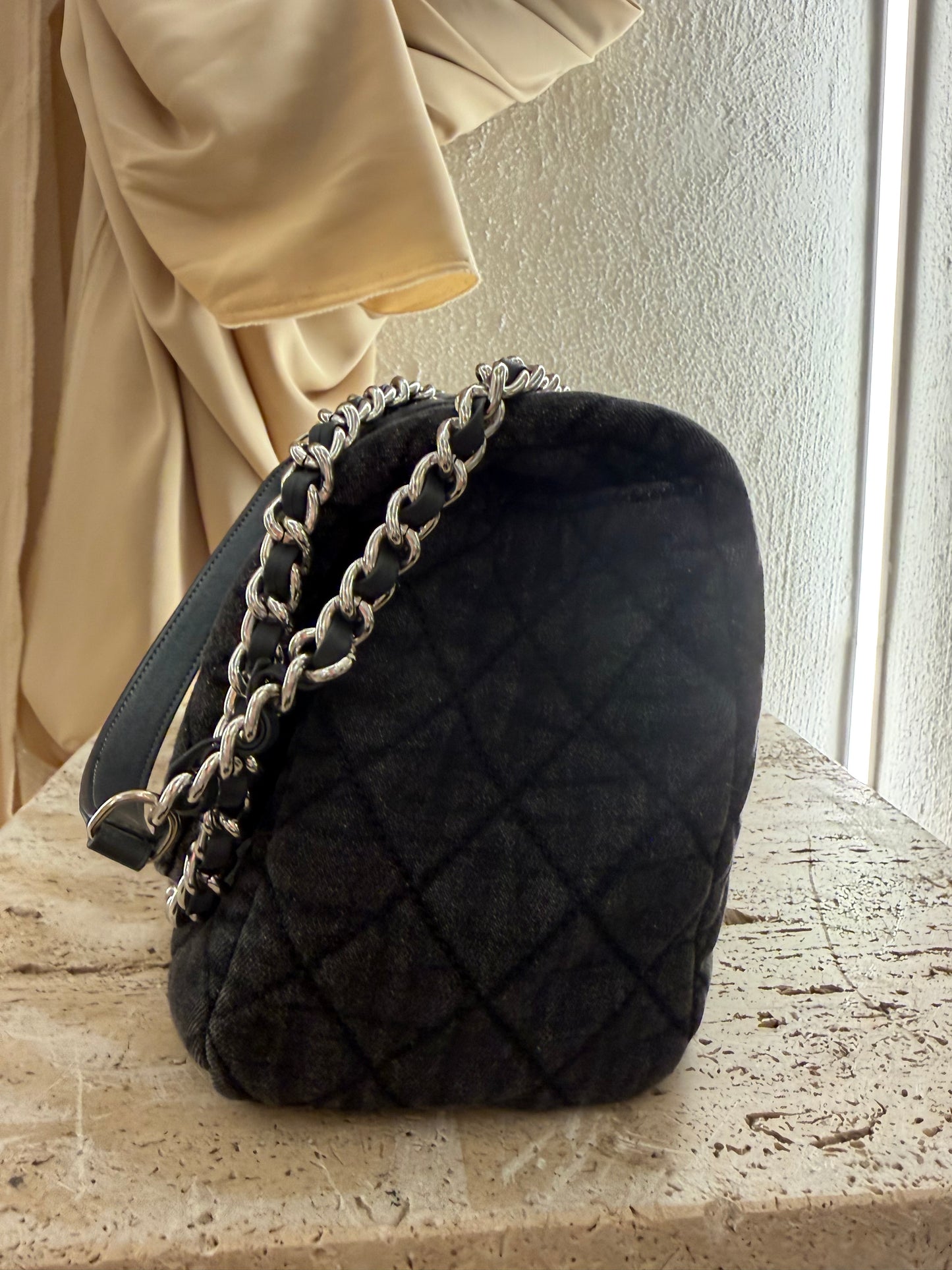Chanel big vip gift second hand