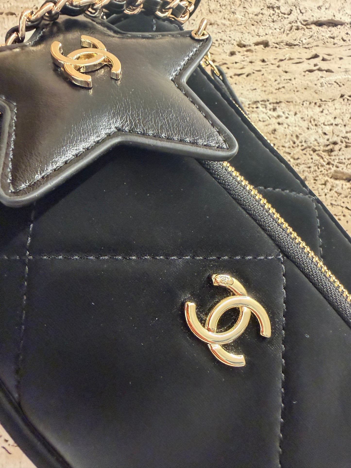 Chanel vip gift make up second hand