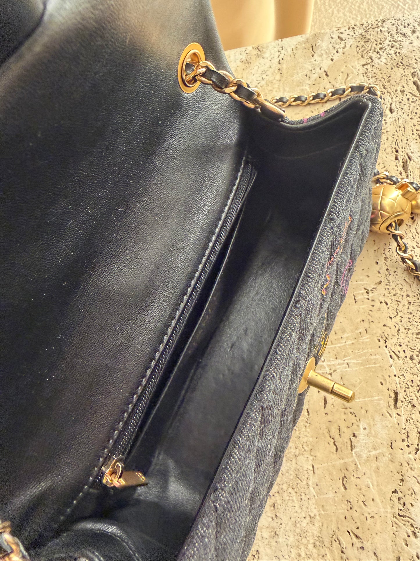 Chanel vip gift make up second hand