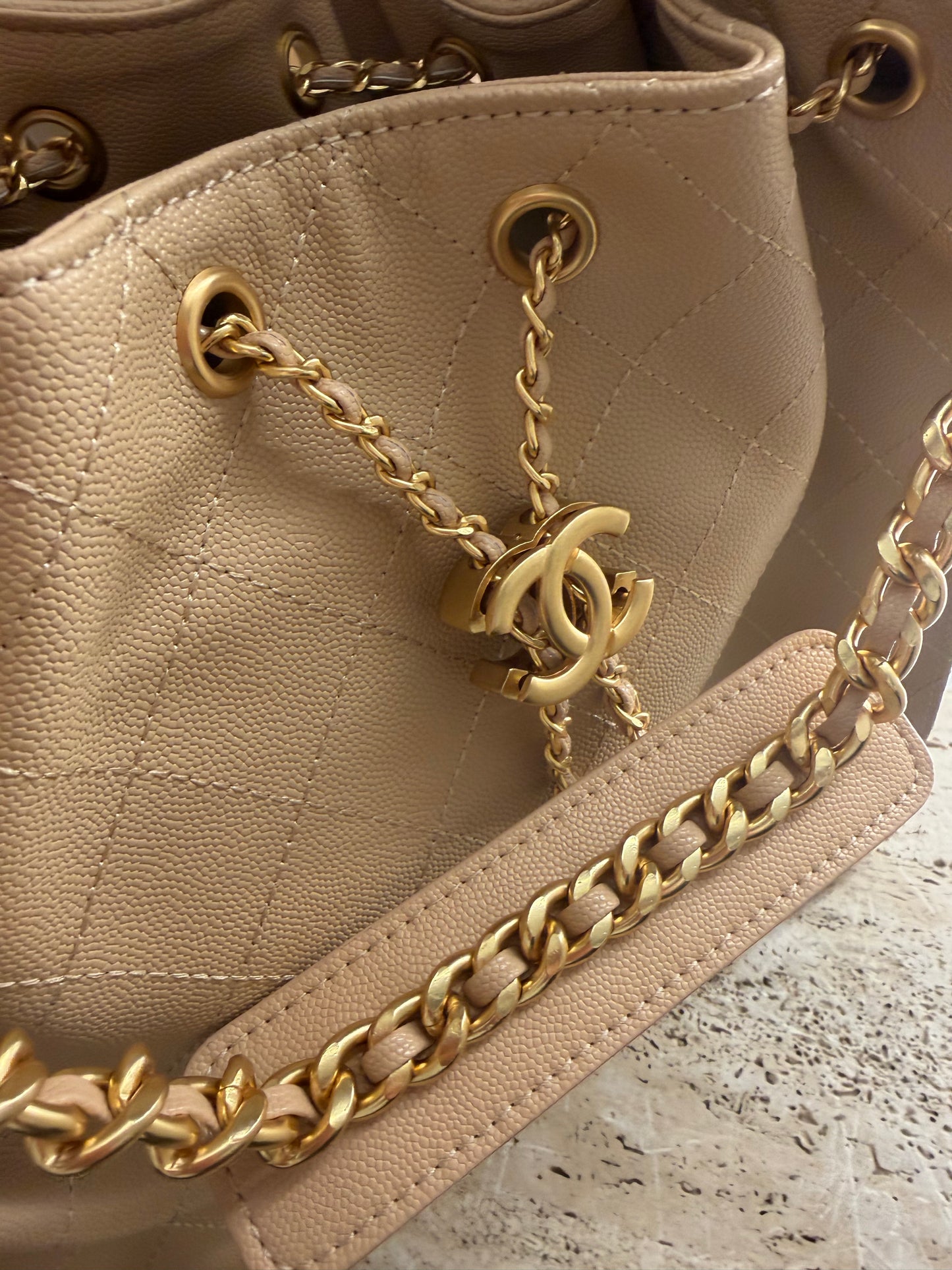 Chanel vip gift make up second hand