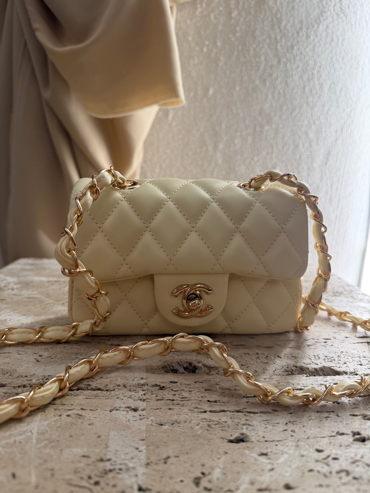 Chanel vip gift make up second hand
