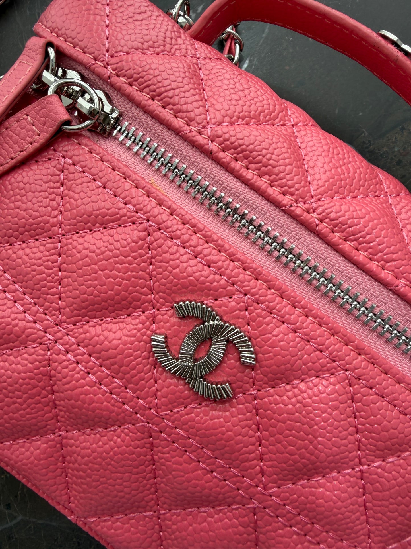 Chanel  vip limited gift make up second hand