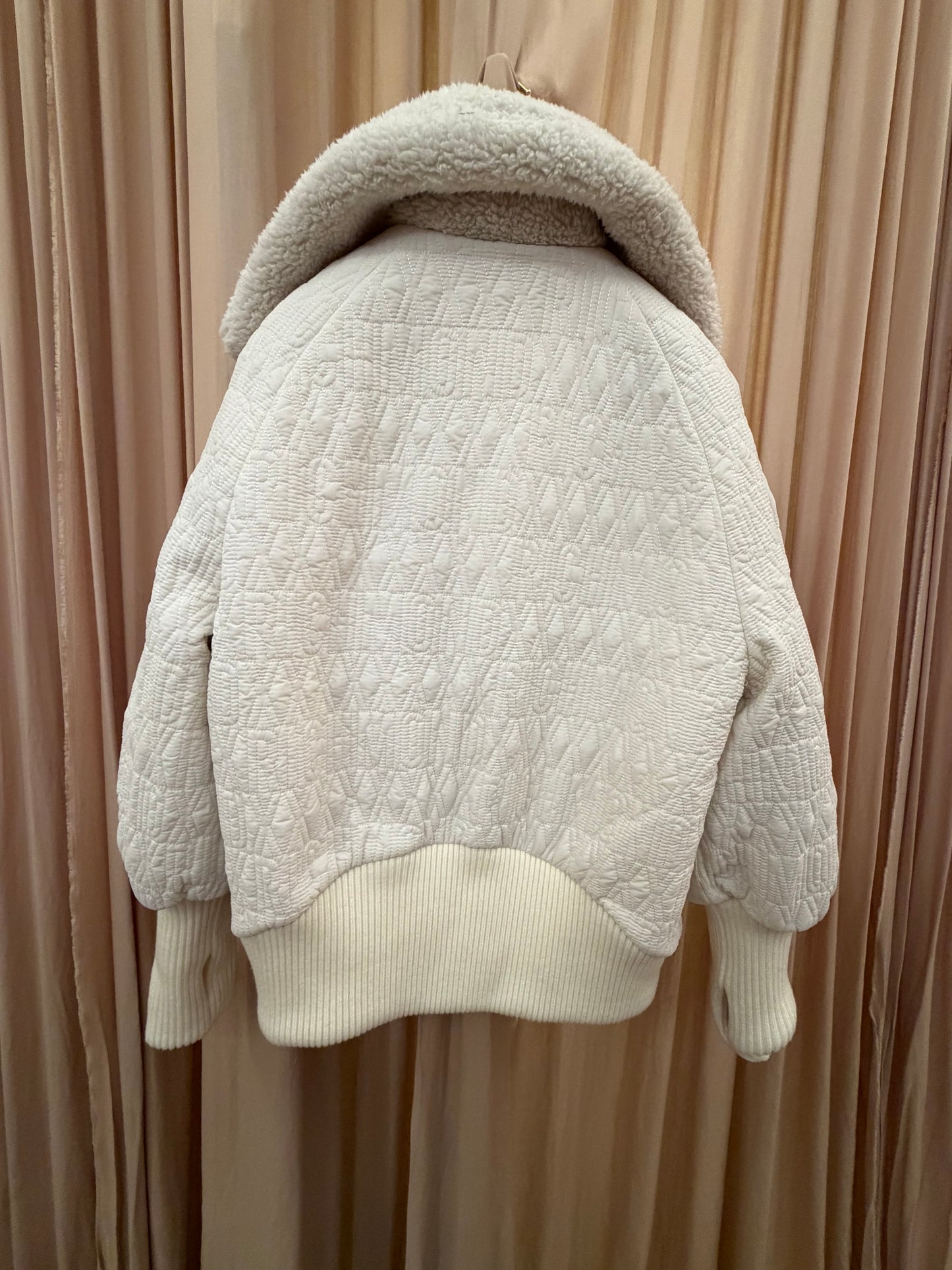 Maxi bomber Jr