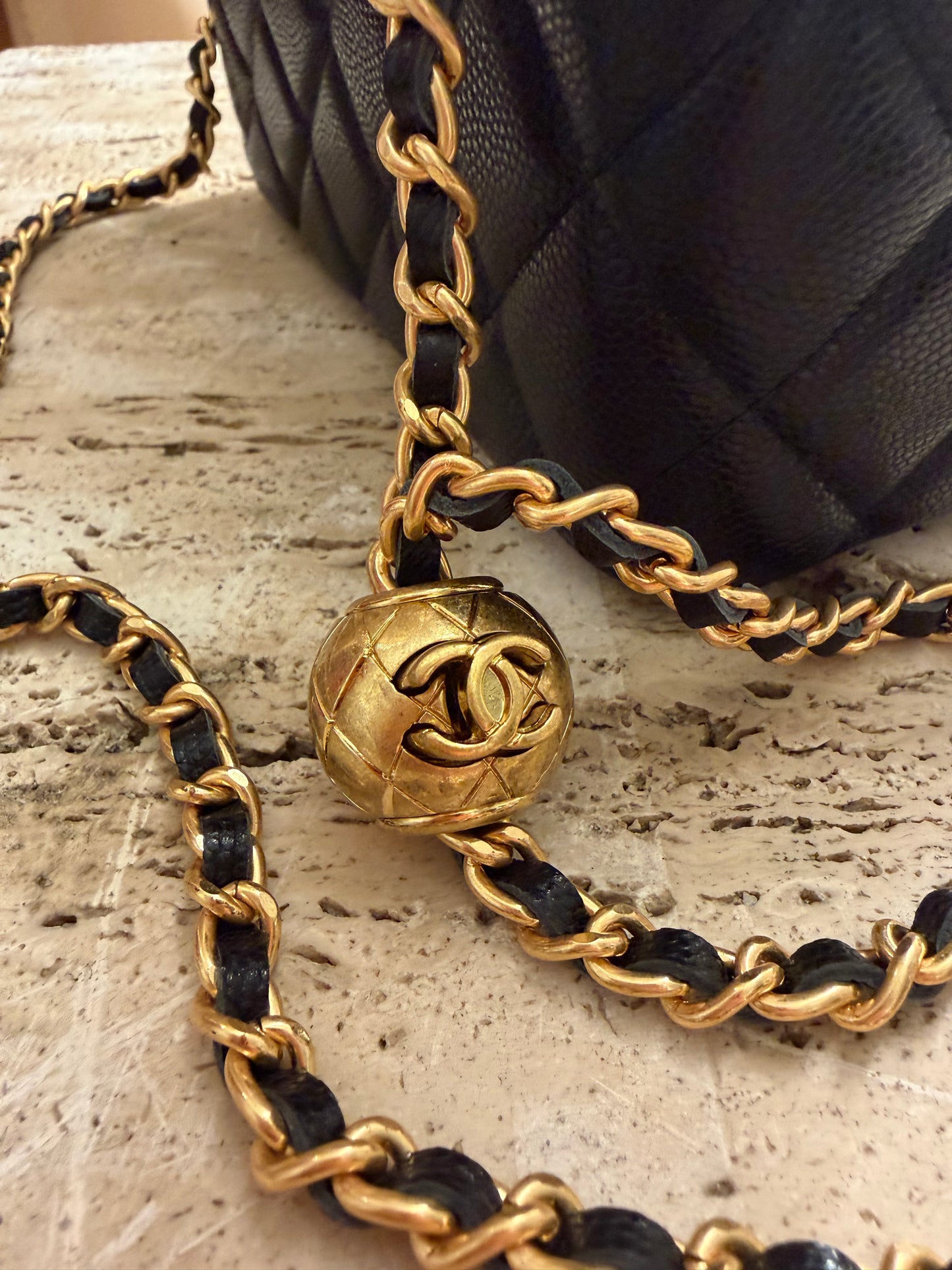 Chanel VANITY vip gift second han