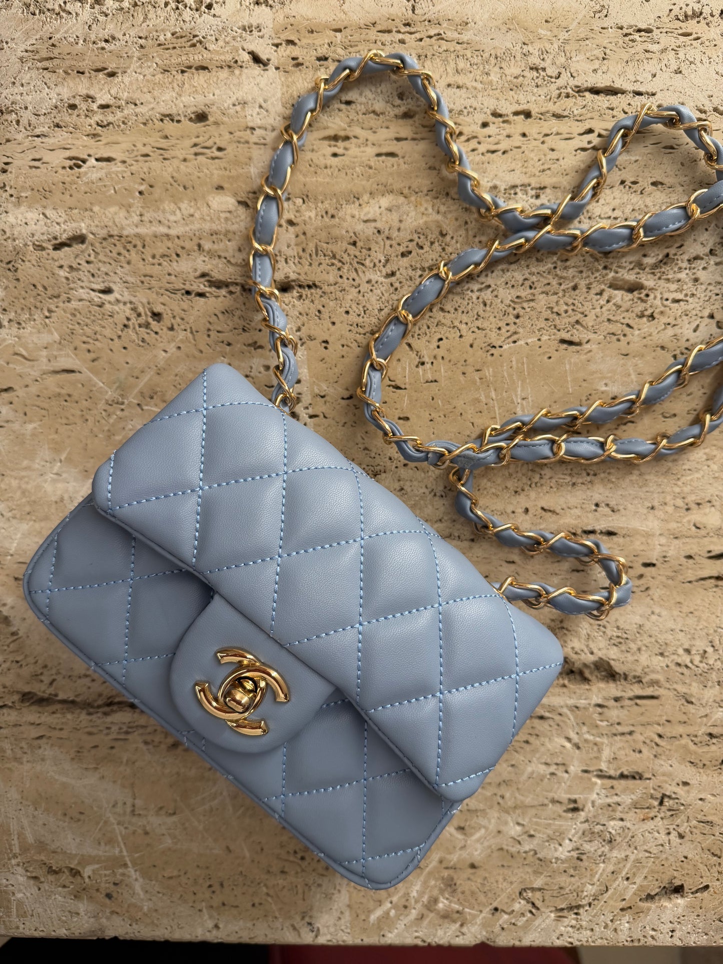 Chanel vip gift make up second hand