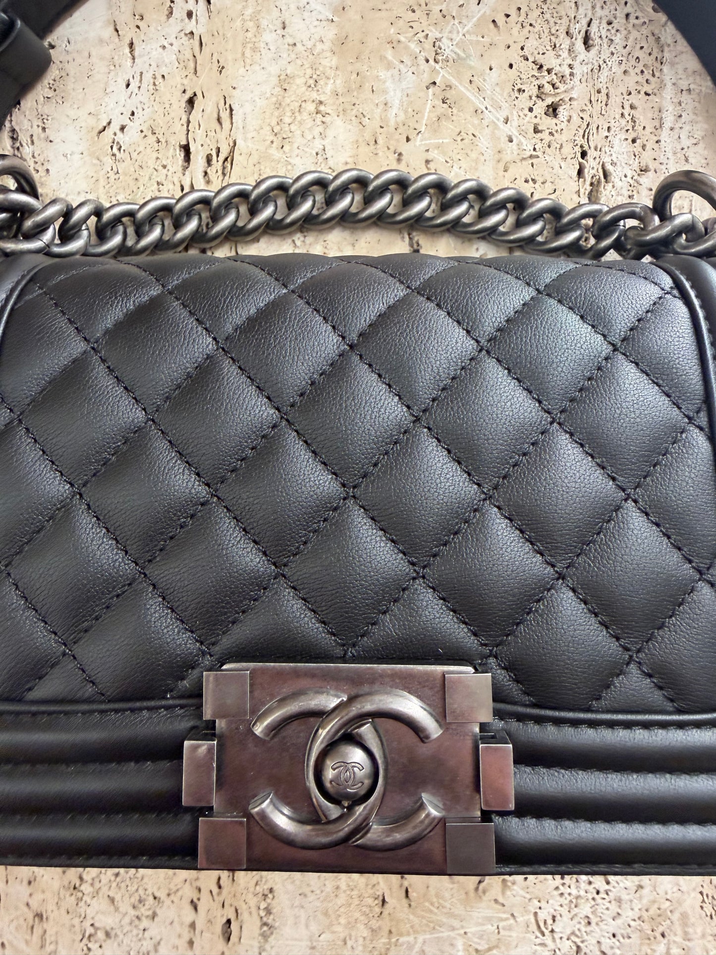 Chanel boy second hand