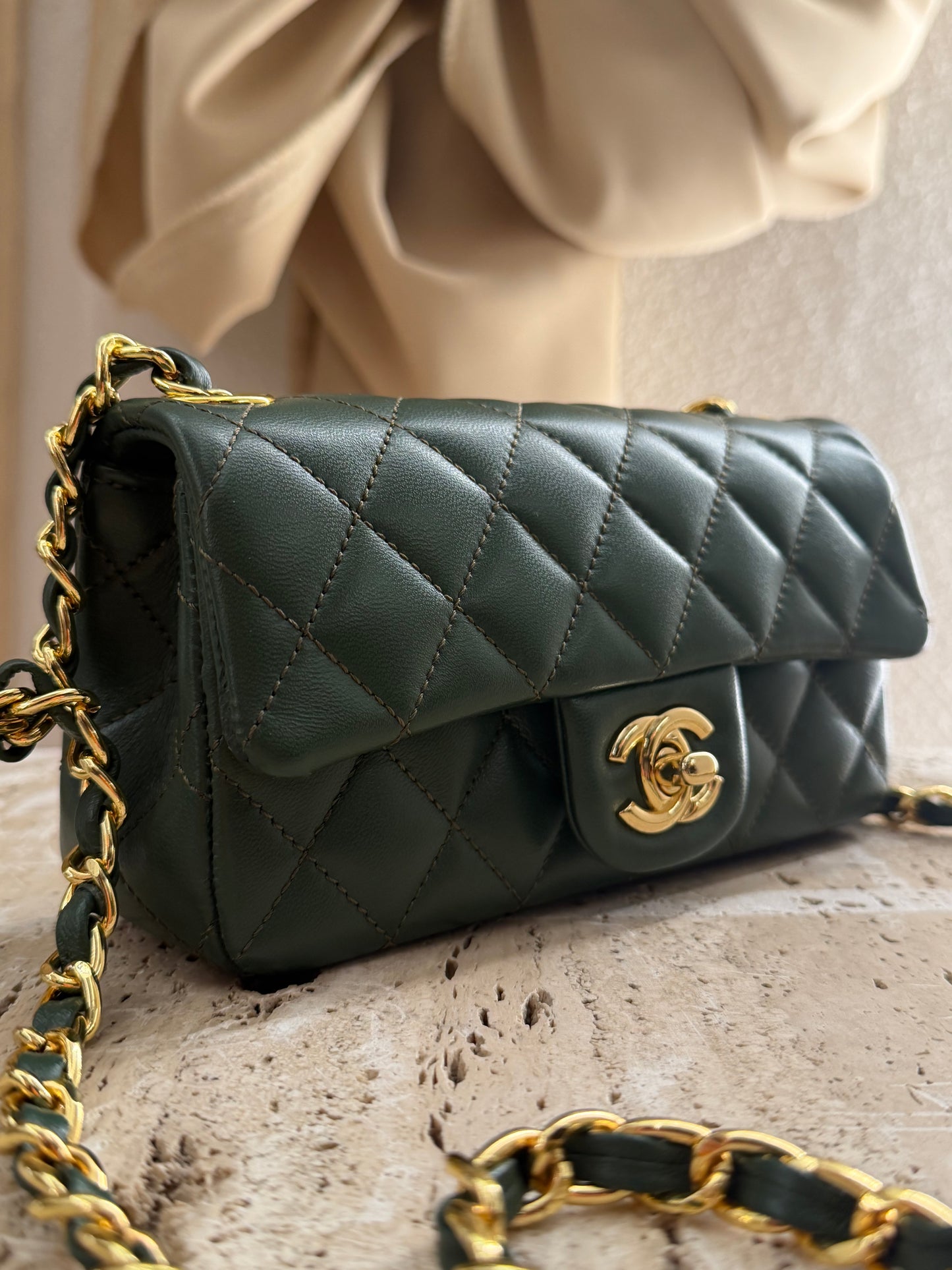 Chanel vip gift make up second hand