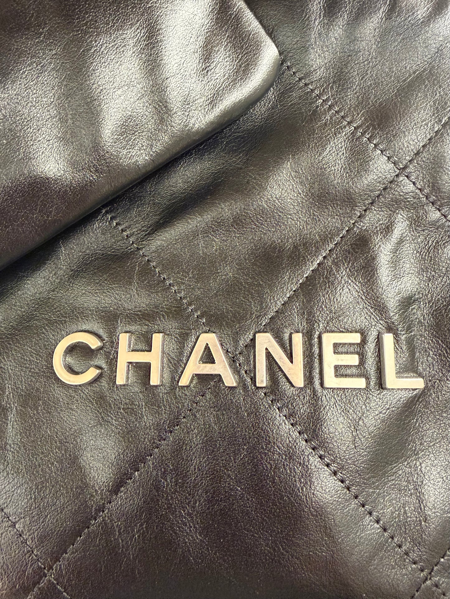 Chanel 22 second hand
