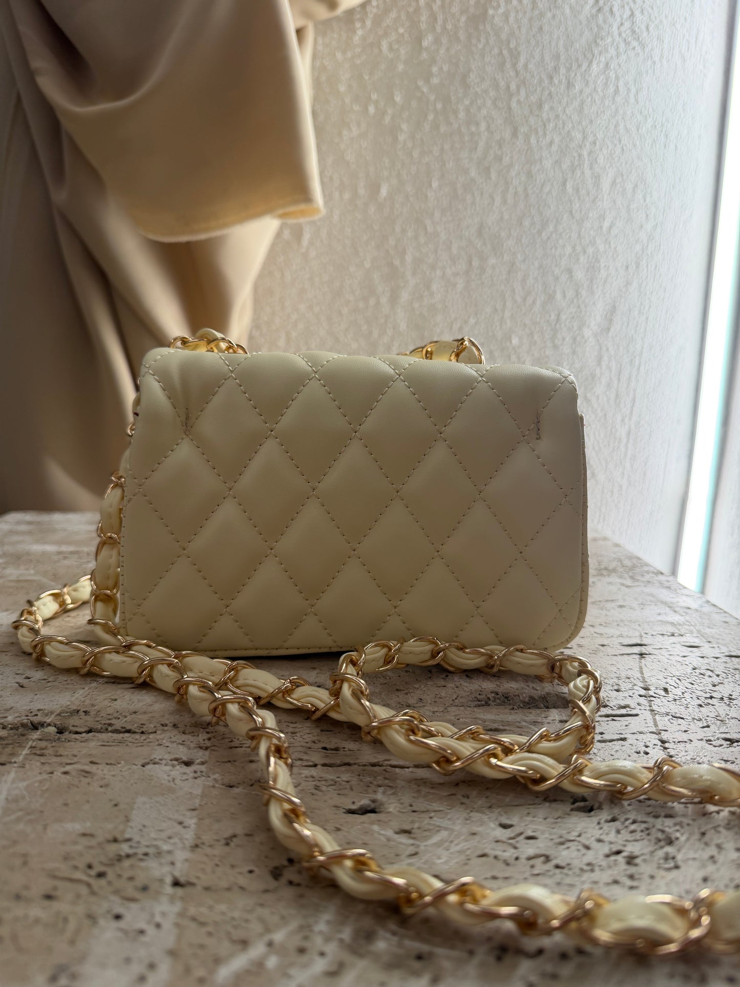 Chanel vip gift make up second hand