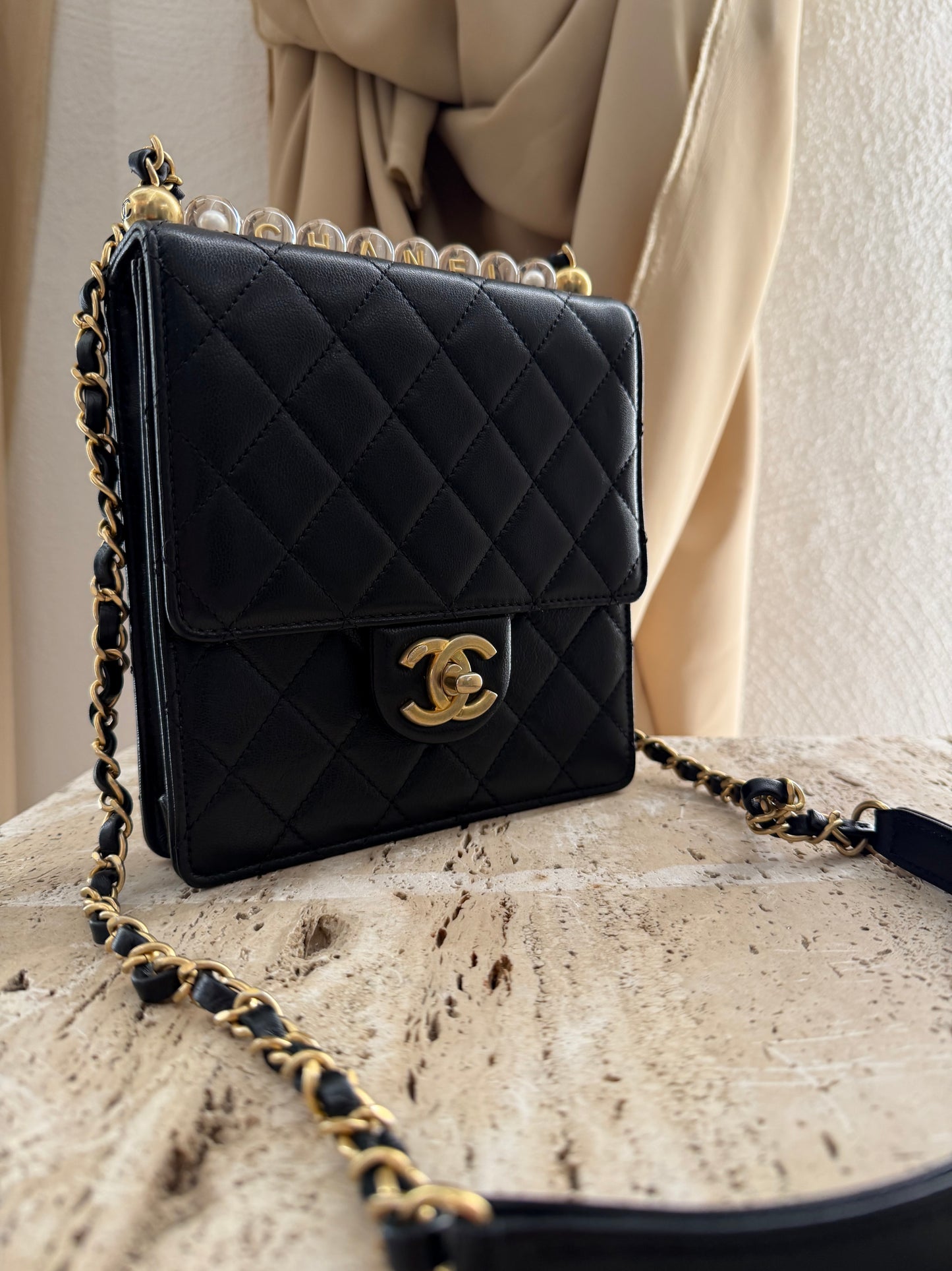Chanel pochette second hand